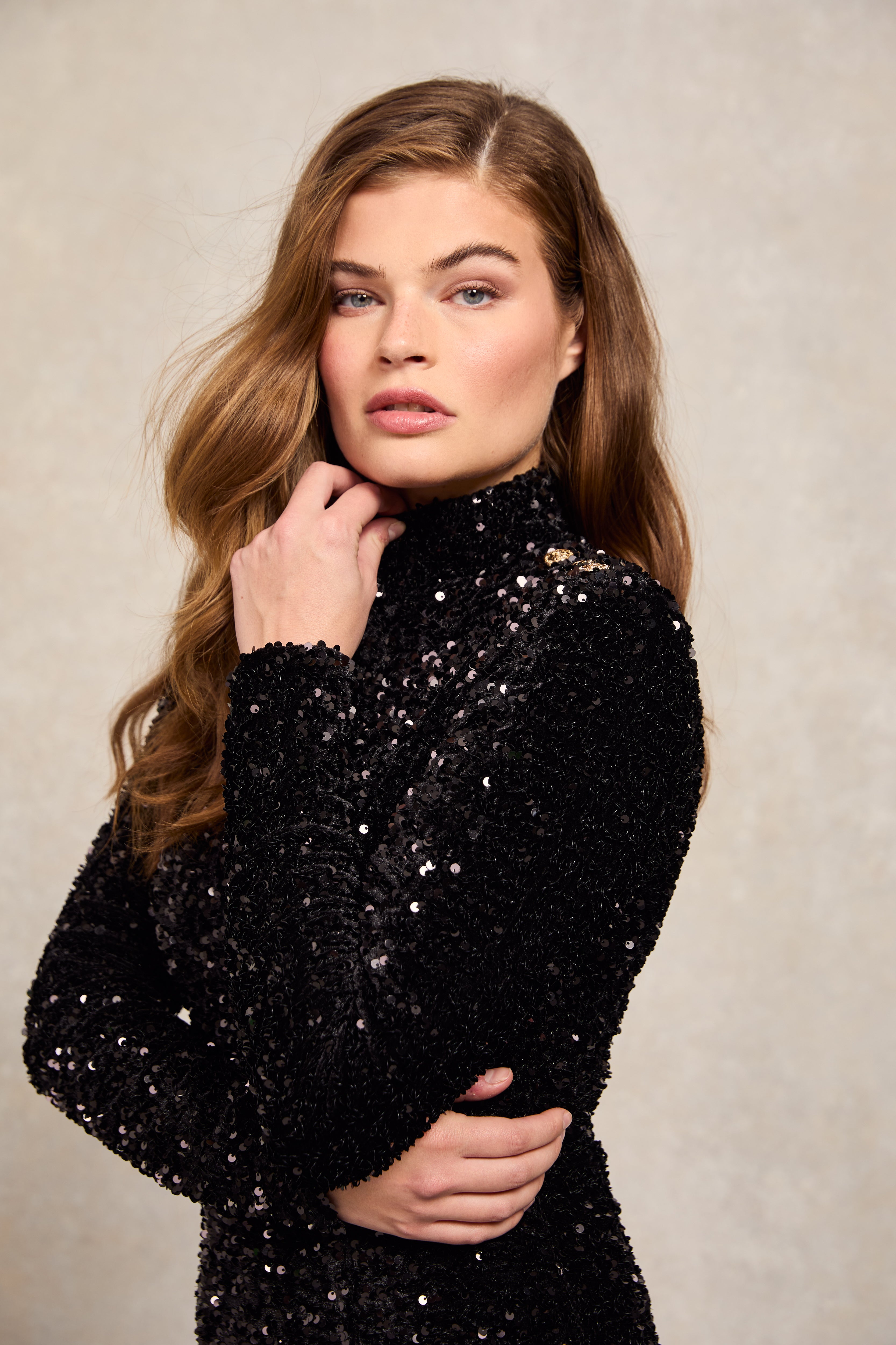 holland cooper sequin dress Holland Cooper Victoria Sequin Mini Dress Gold Sequin Women's Size 6