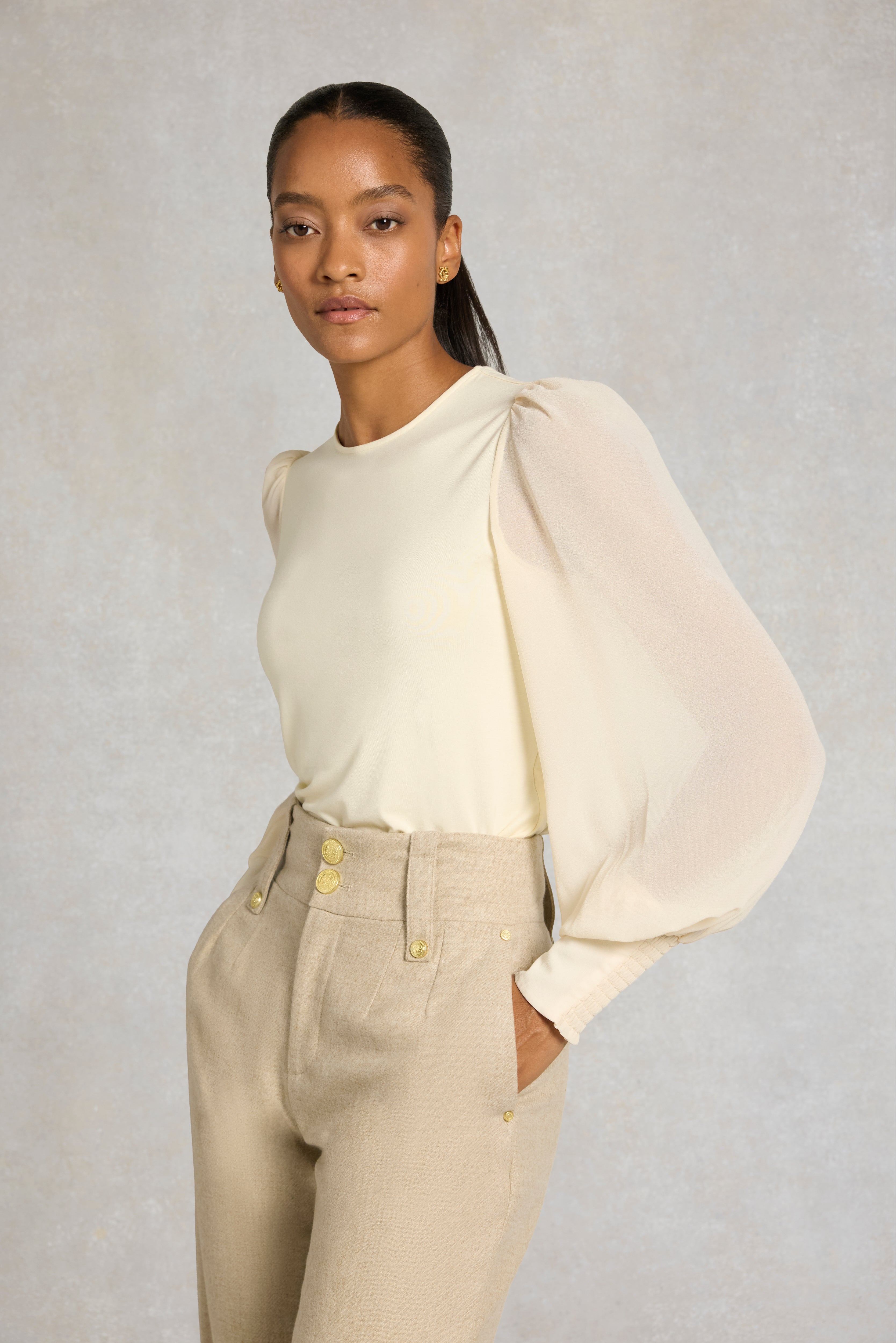 Supersoft Balloon Sleeve Top (Oyster) – Holland Cooper ®