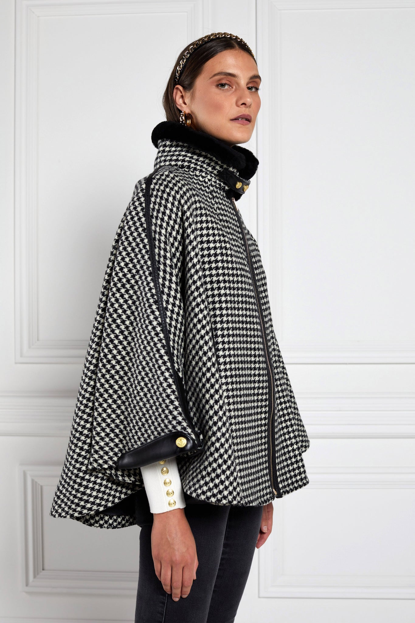 Chiltern Cape (Houndstooth)