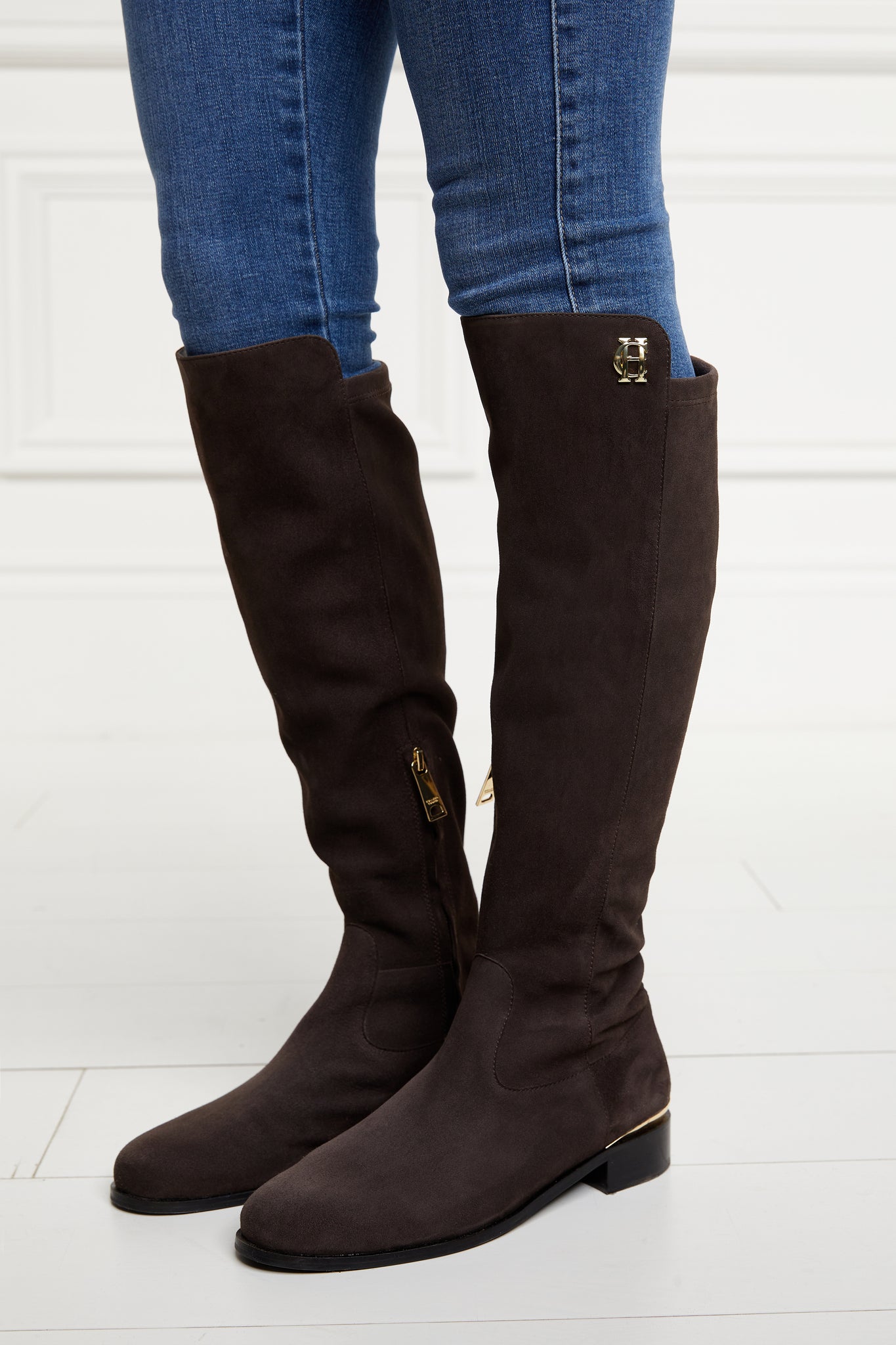 Albany Knee Boot (Chocolate Suede)