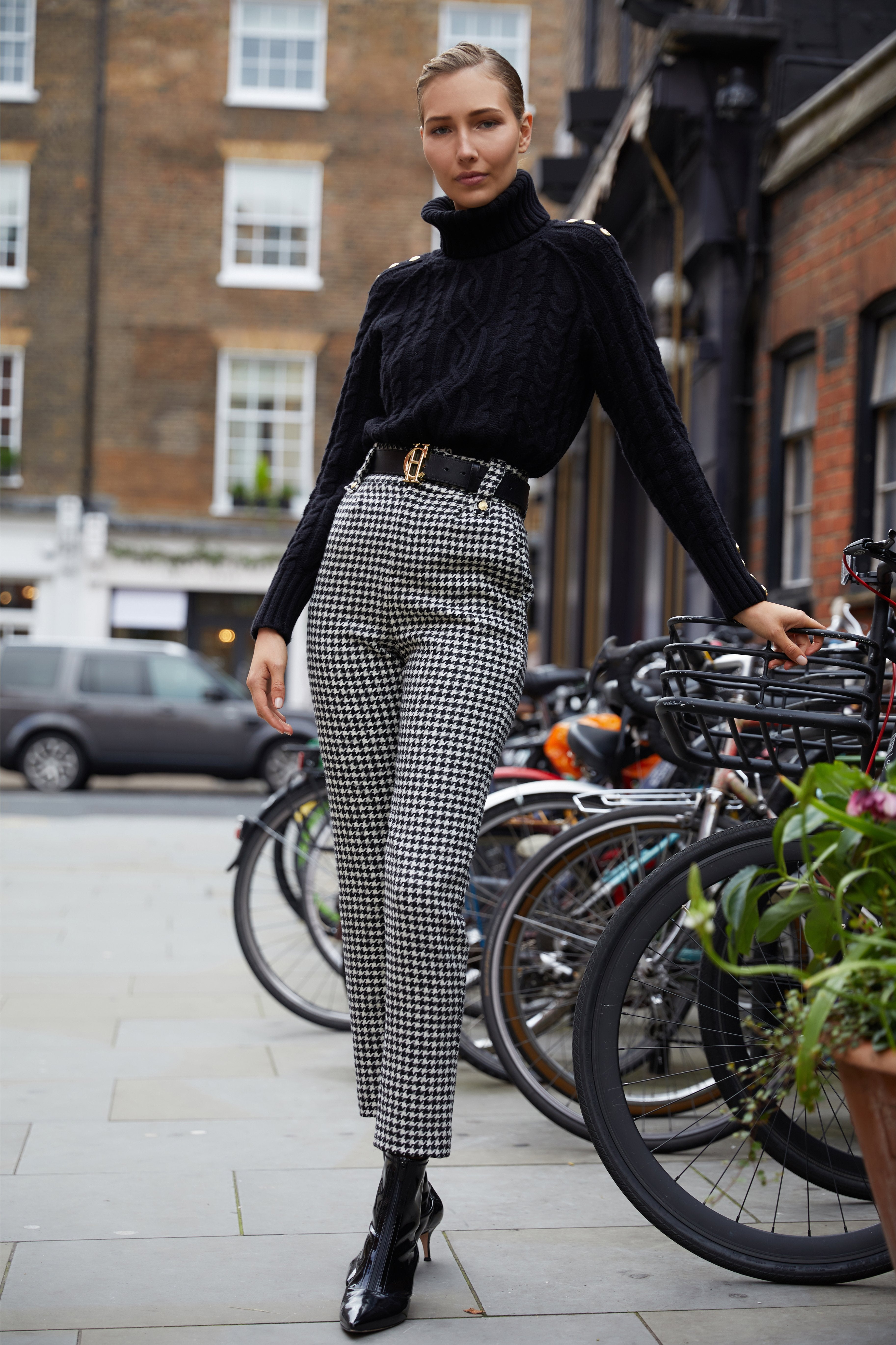 High Waisted Peg Trouser (Houndstooth) – Holland Cooper ®