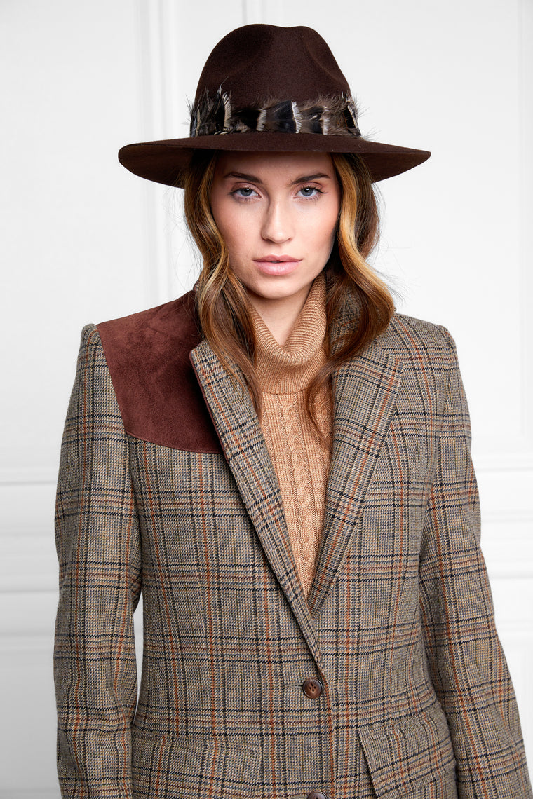 The Orange Windsor Look (Lydia Millen)