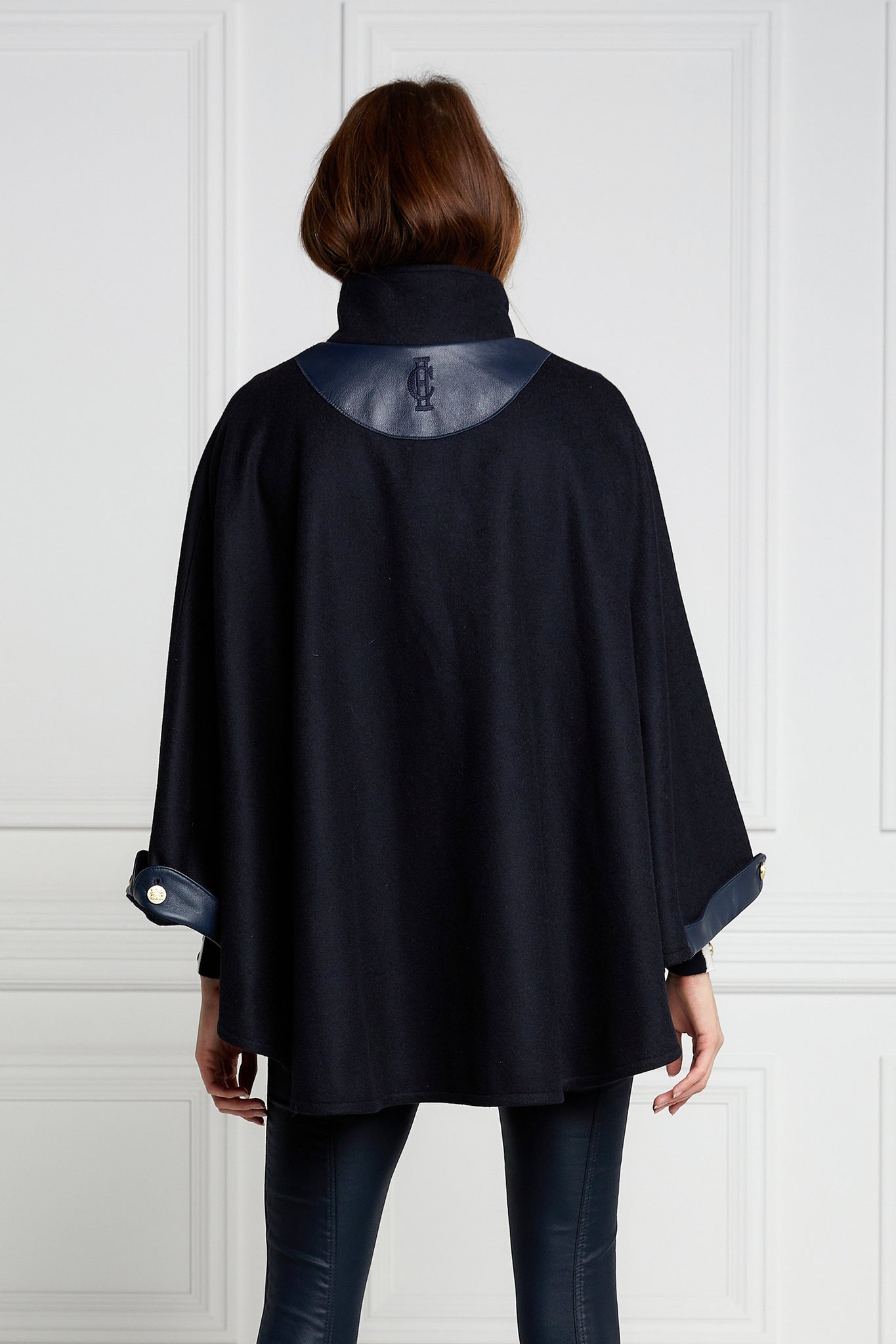 The Classic Cape (Navy)