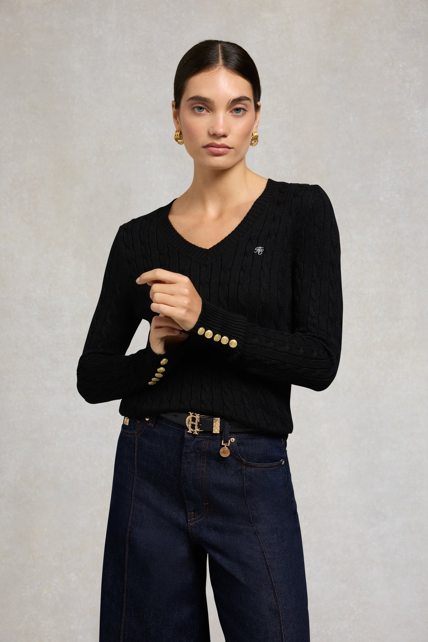 Seattle V-Neck Knit (Black)