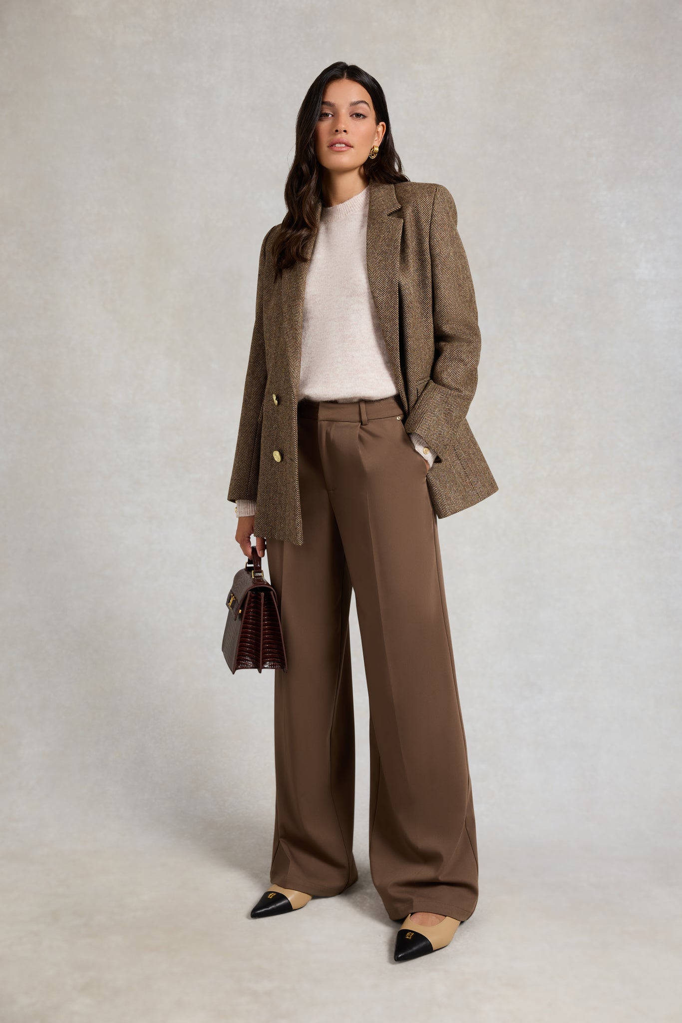 Pleated Wide Leg Trouser (Mocha)