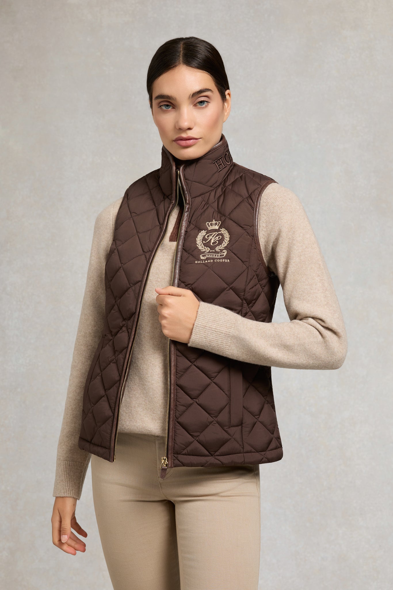 Lightweight Country Gilet (Chocolate)