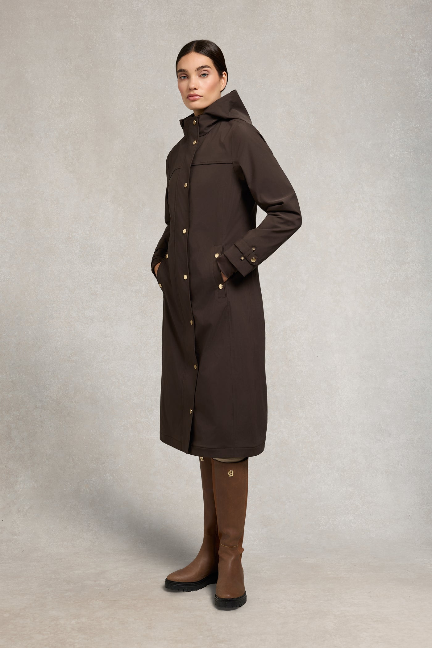 Folgate Rain Coat (Chocolate)