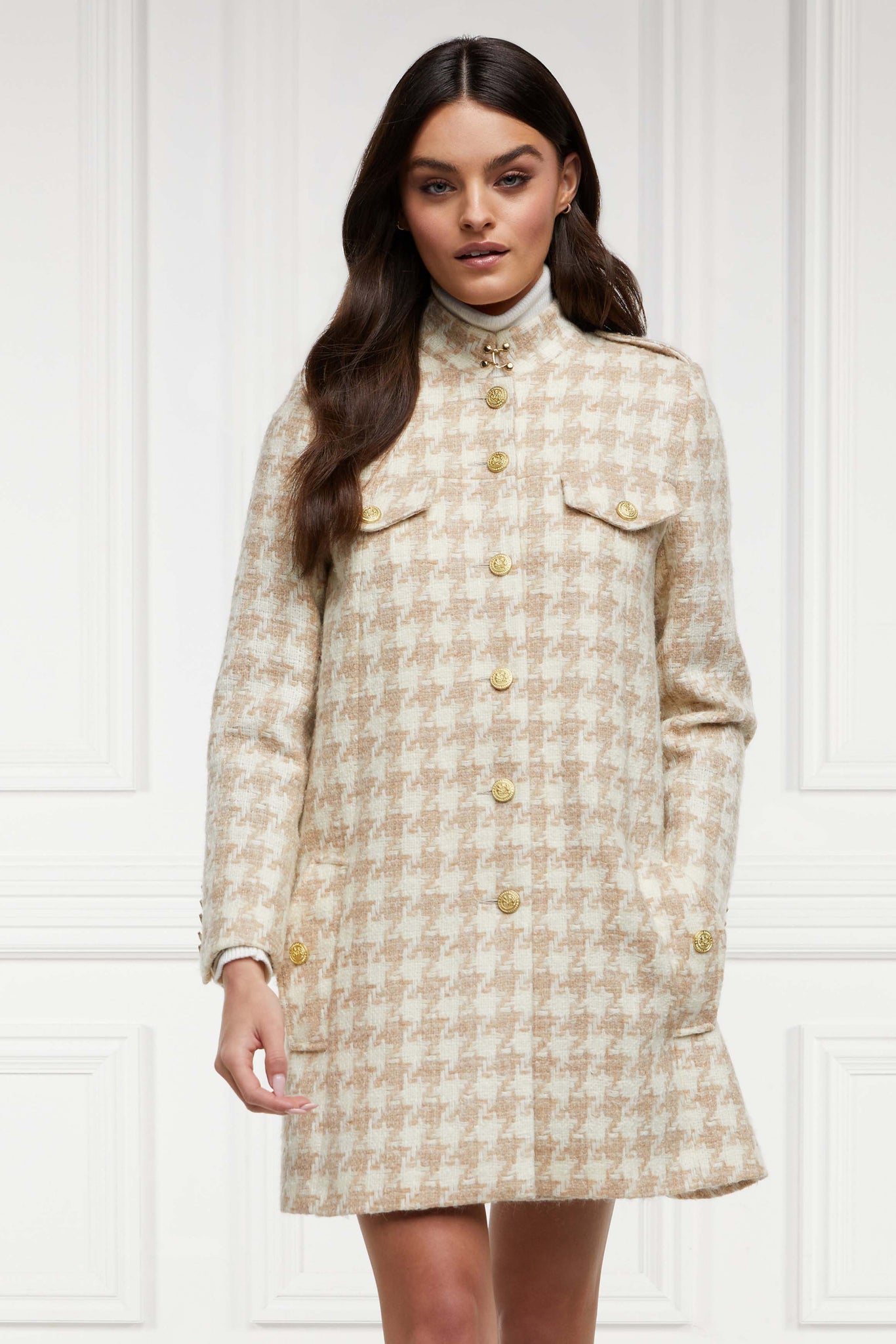 Womens camel and cream large scale houndstooth cape coat