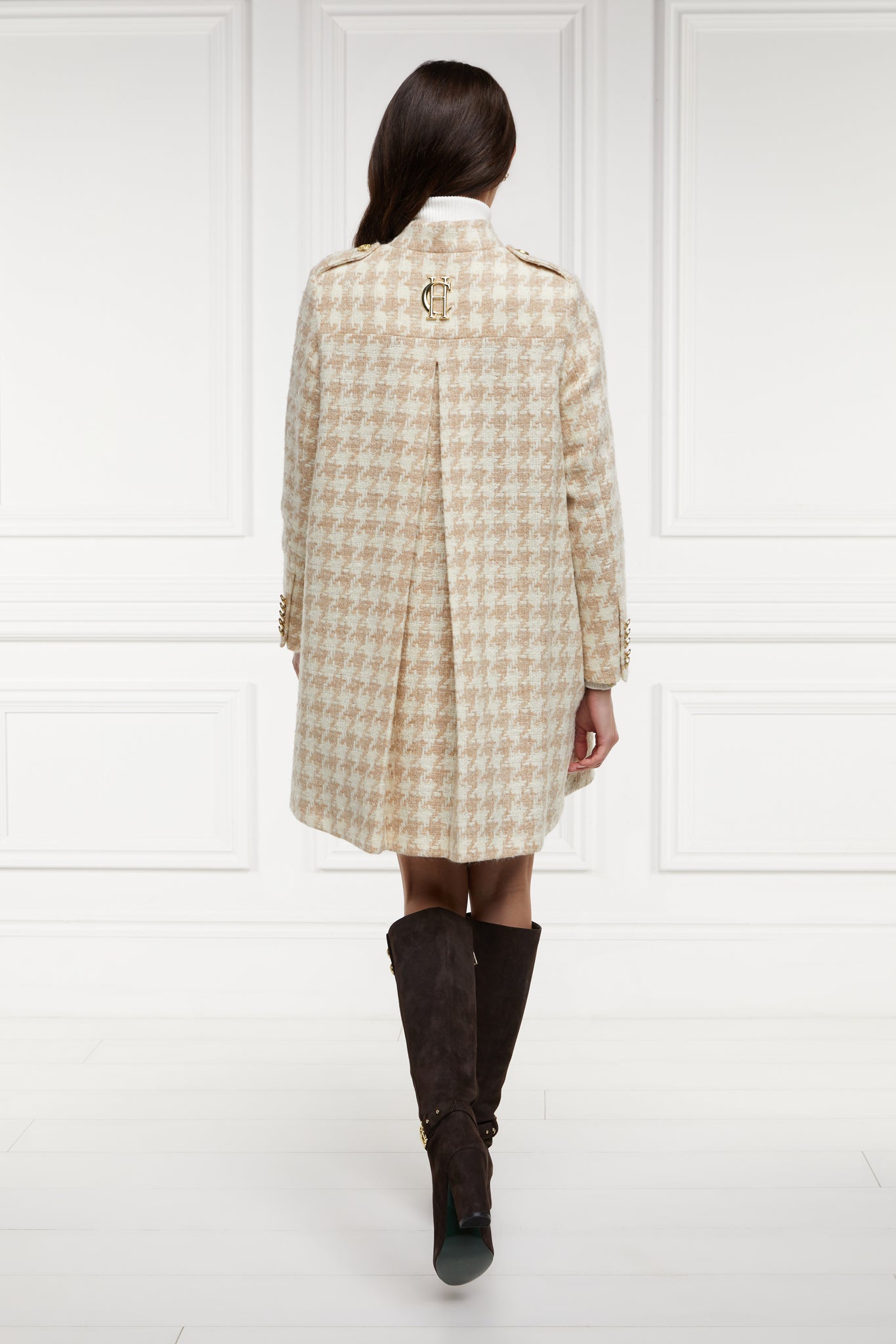 back of Womens camel and cream large scale houndstooth cape coat