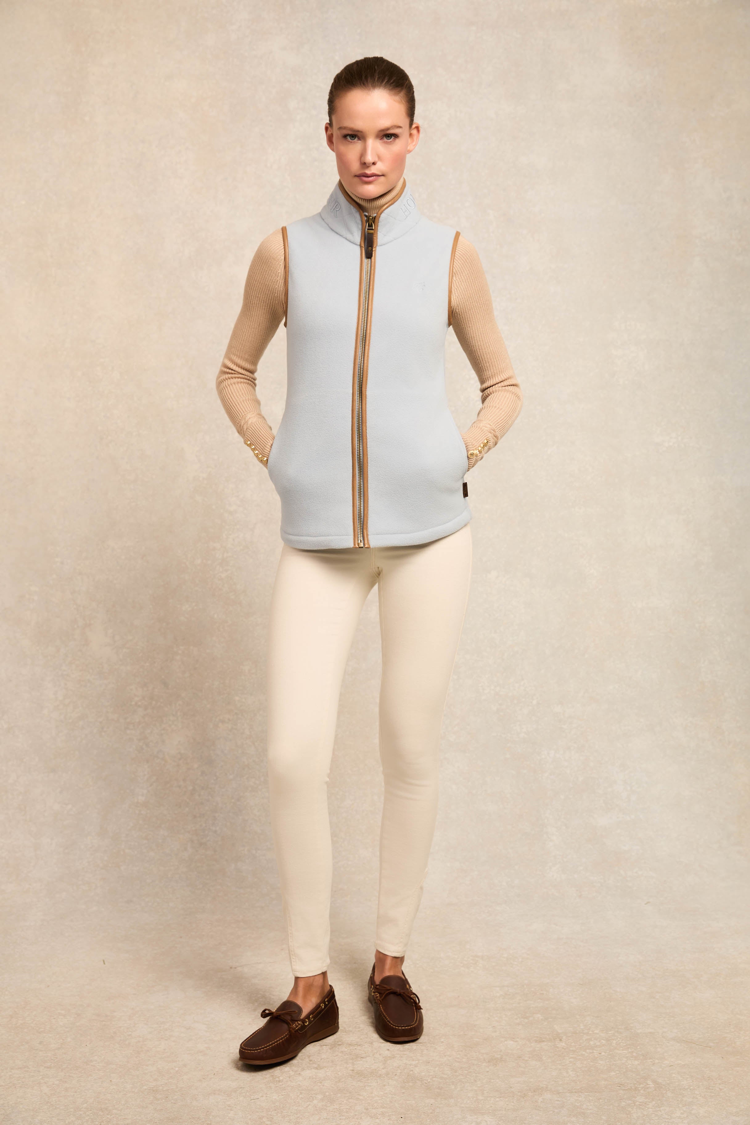 Country Fleece Gilet (Pale Blue) – Holland Cooper