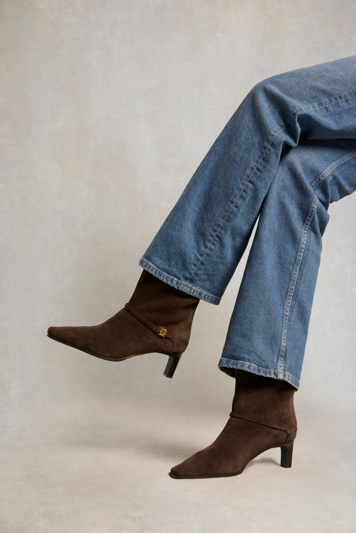 Portland Ankle Boot (Chocolate Suede)