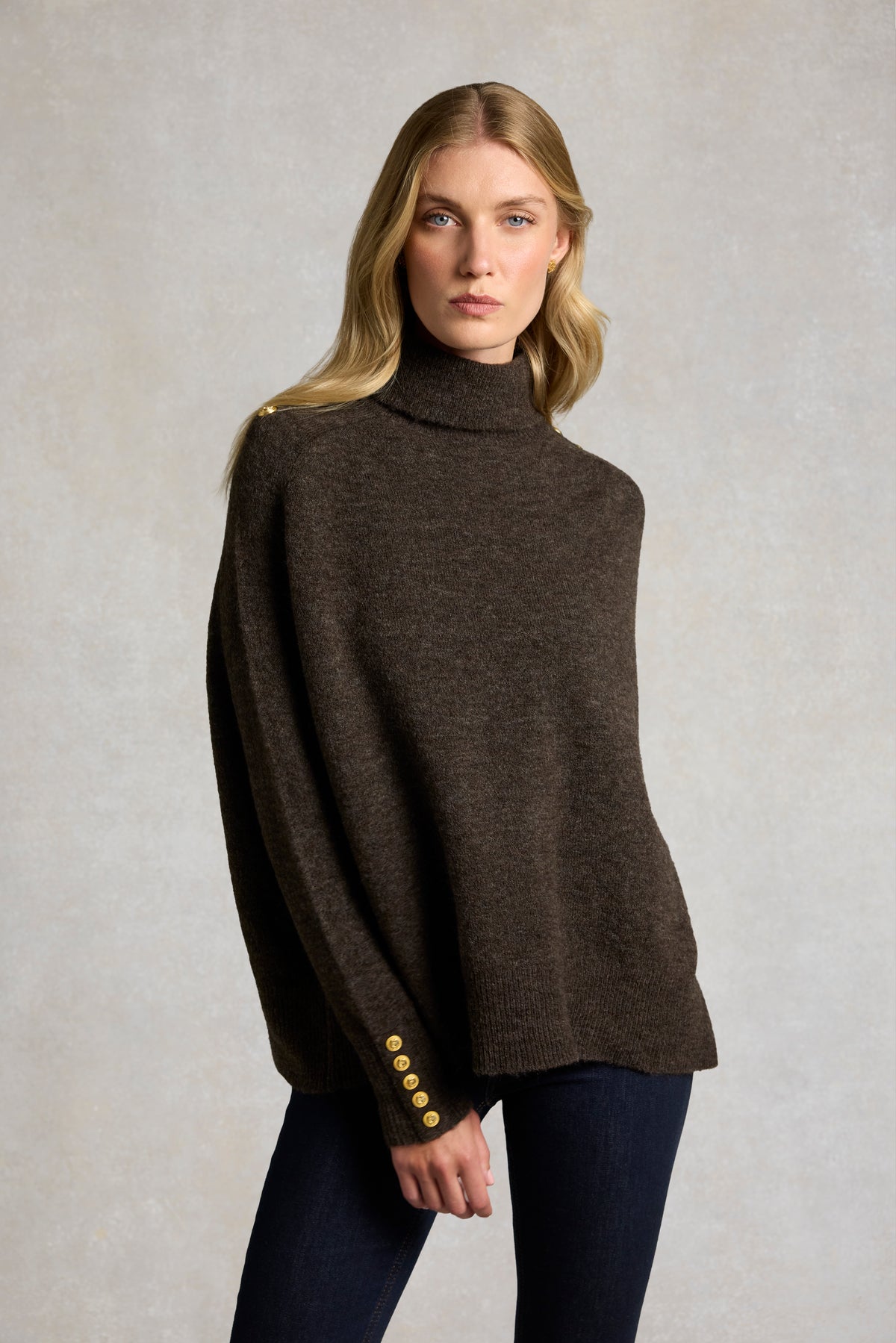 Buckingham Cape Knit (Chocolate)