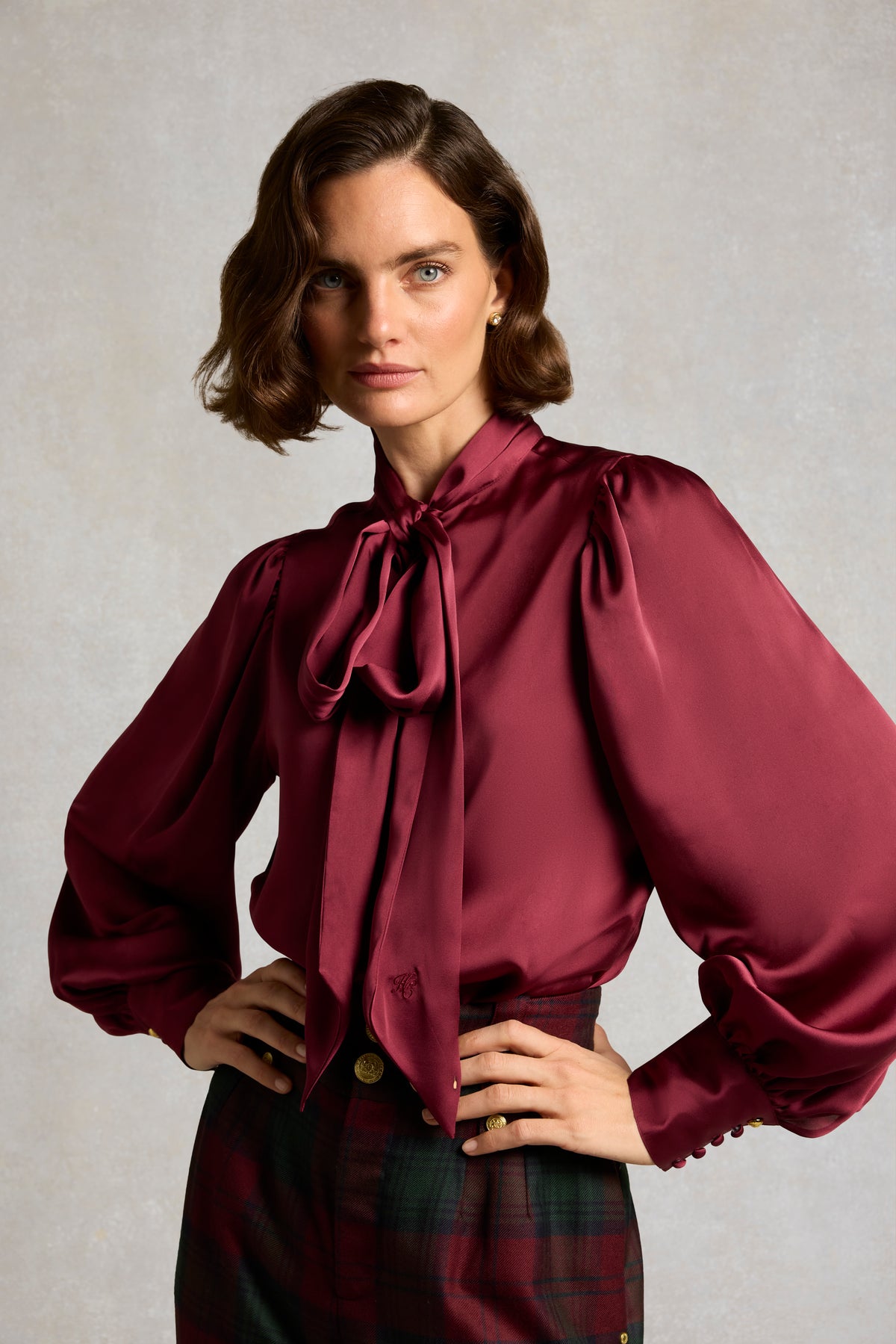 Ariella Blouse (Burgundy)