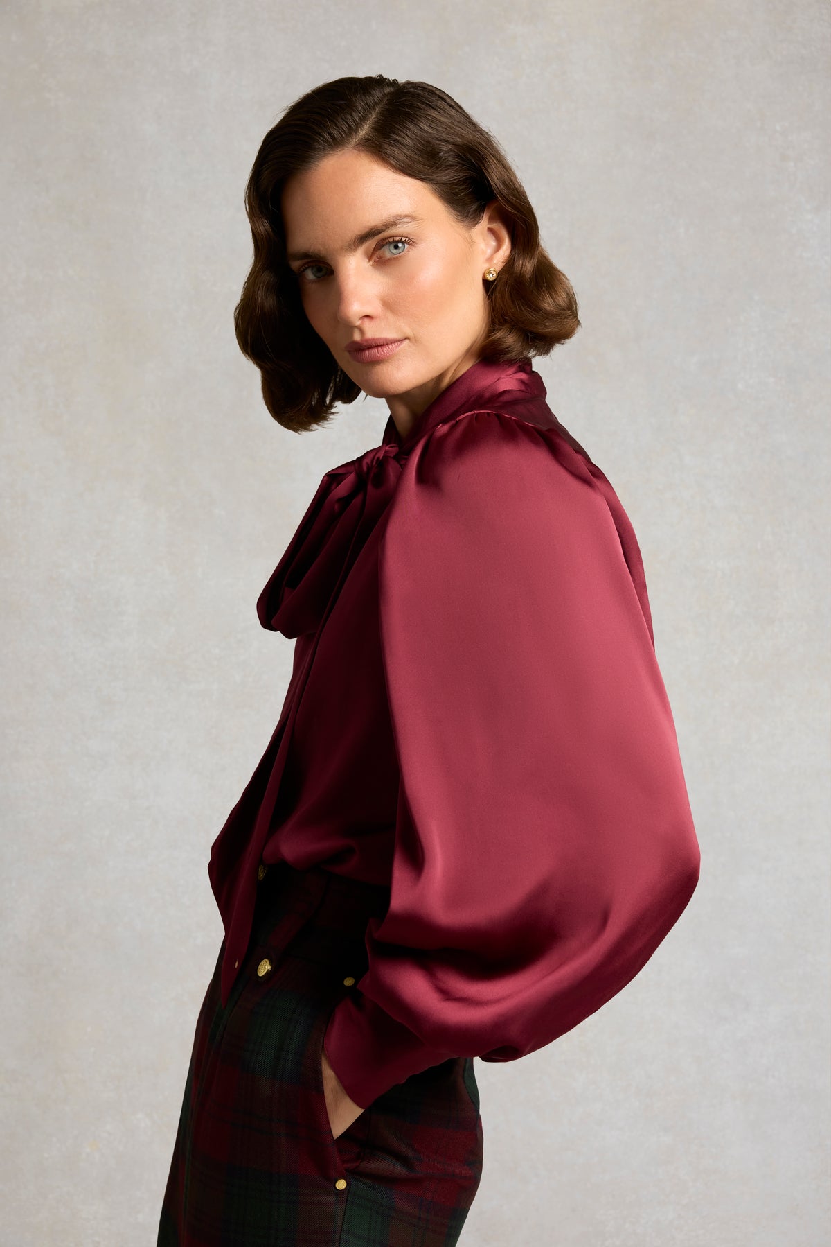 Ariella Blouse (Burgundy)