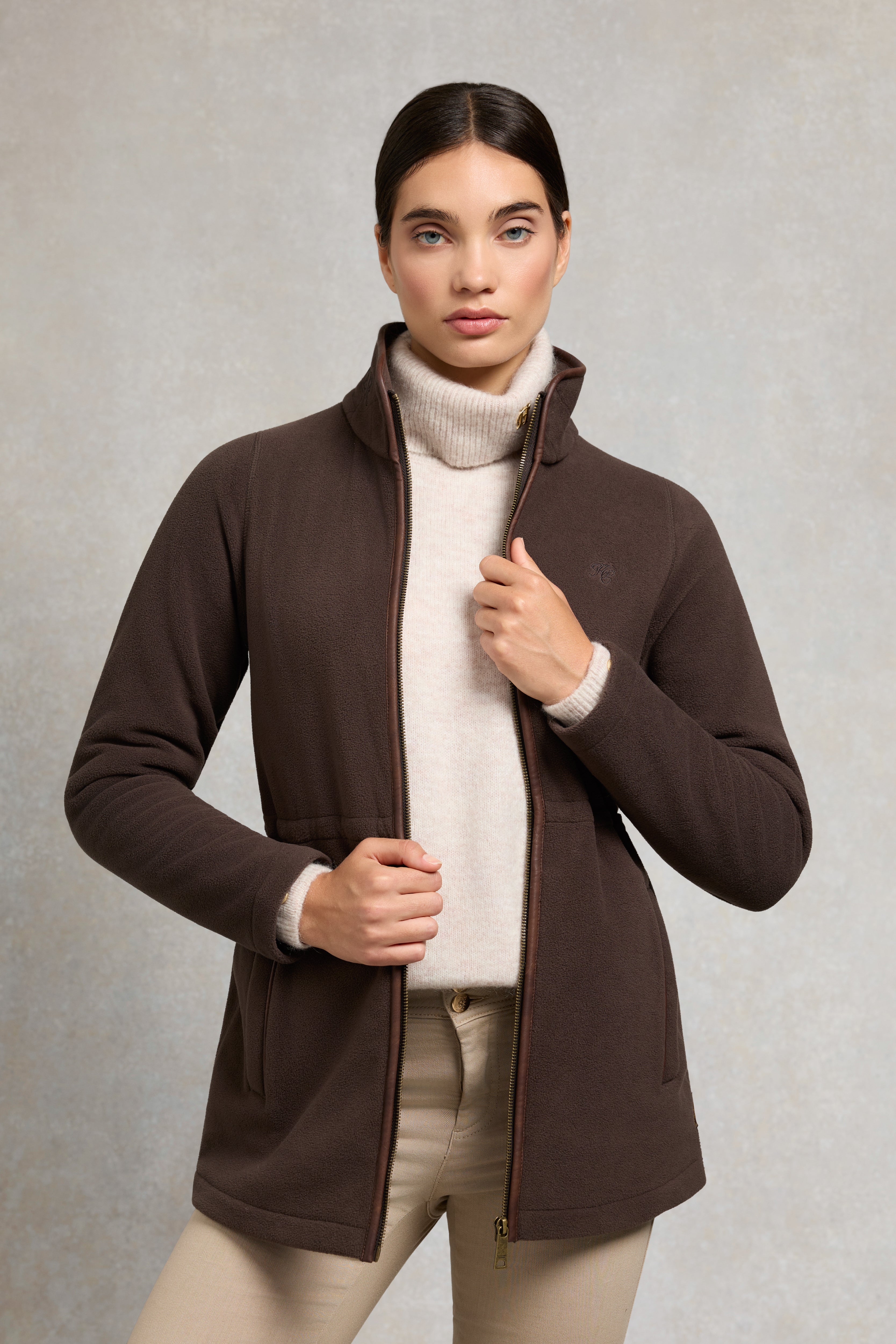 Country Longline Fleece (Chocolate) – Holland Cooper