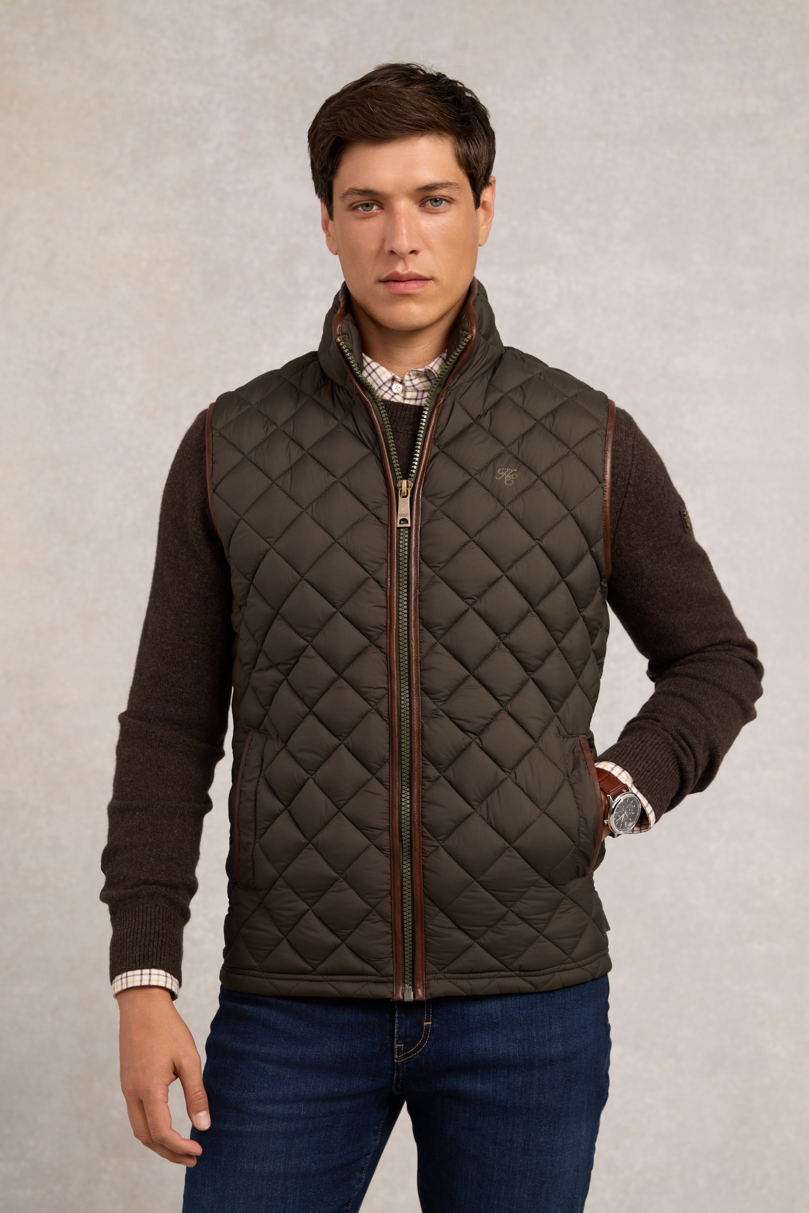 Men's Country Quilted Gilet (Khaki) – Holland Cooper