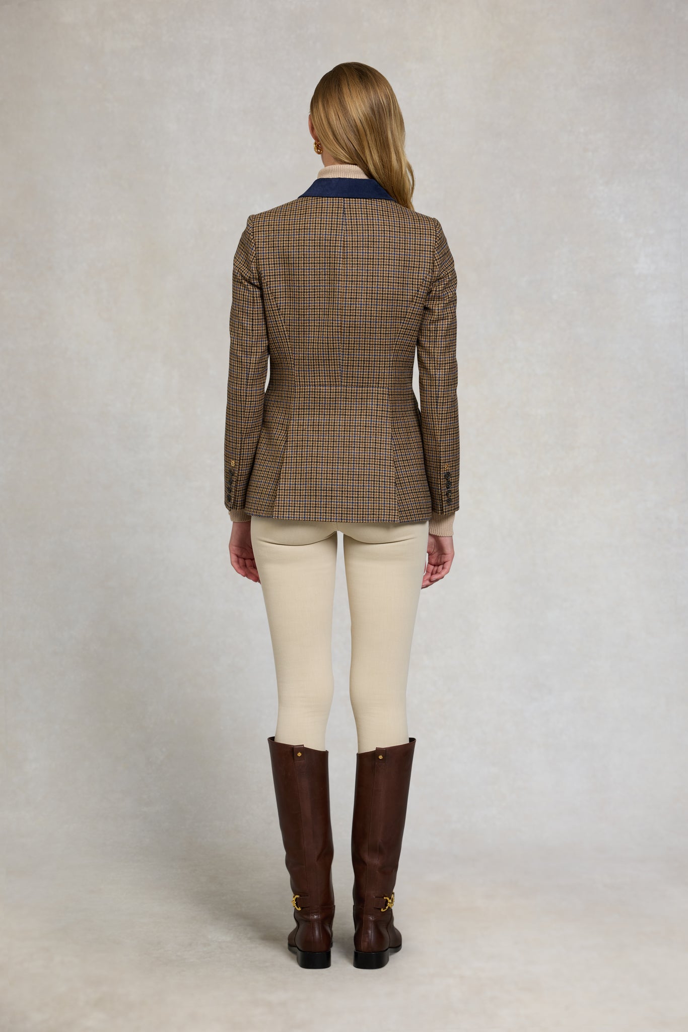 Veste de hacking Tara Tweed - Chevrons vert foncé Veste de hacking Tara Tweed - Chevrons vert foncé