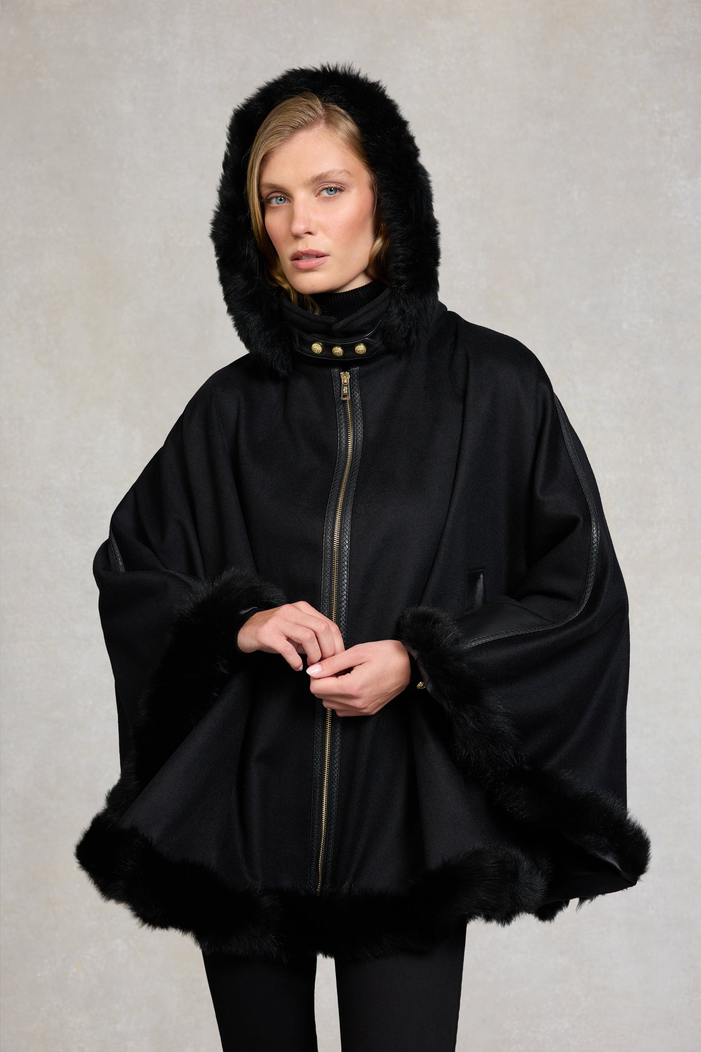 Kensington Gold Label Cape (Soft Black)