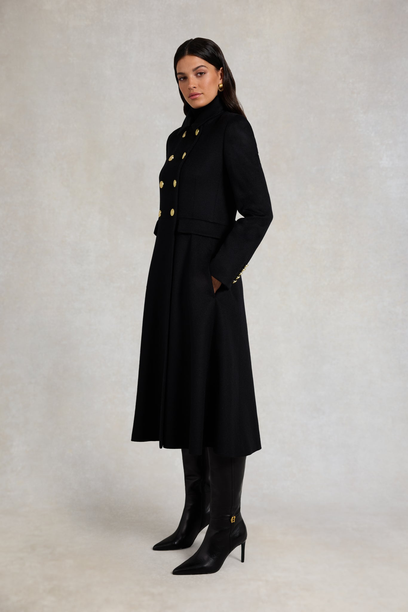 Windsor Fit & Flare Coat (Soft Black)
