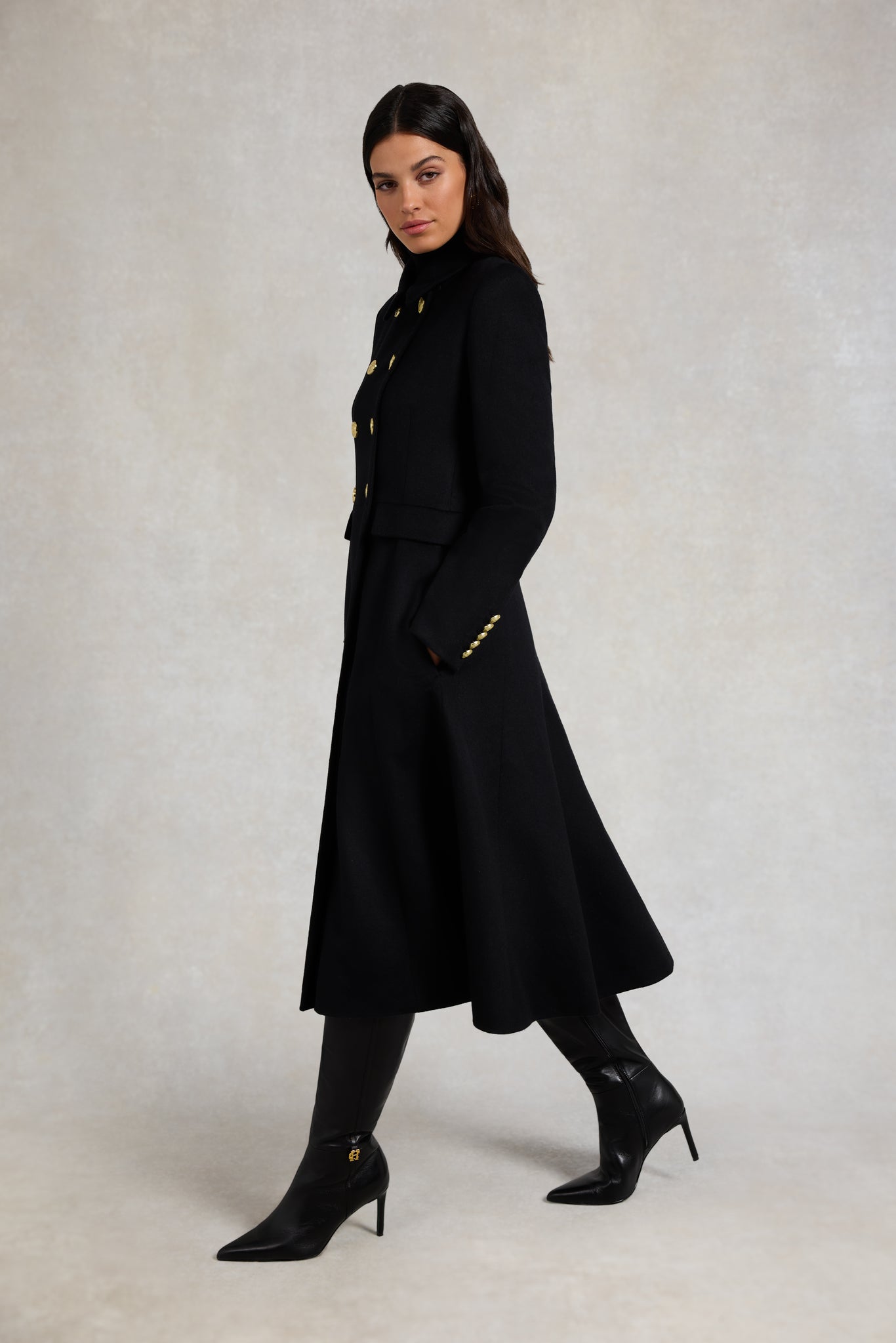 Windsor Fit & Flare Coat (Soft Black)