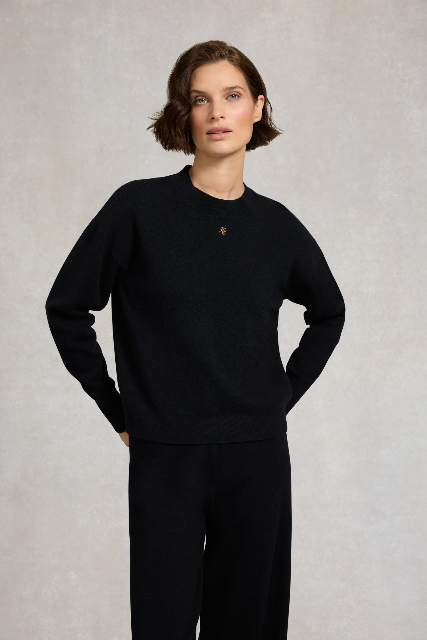 Maria Crew Neck Knit (Black)