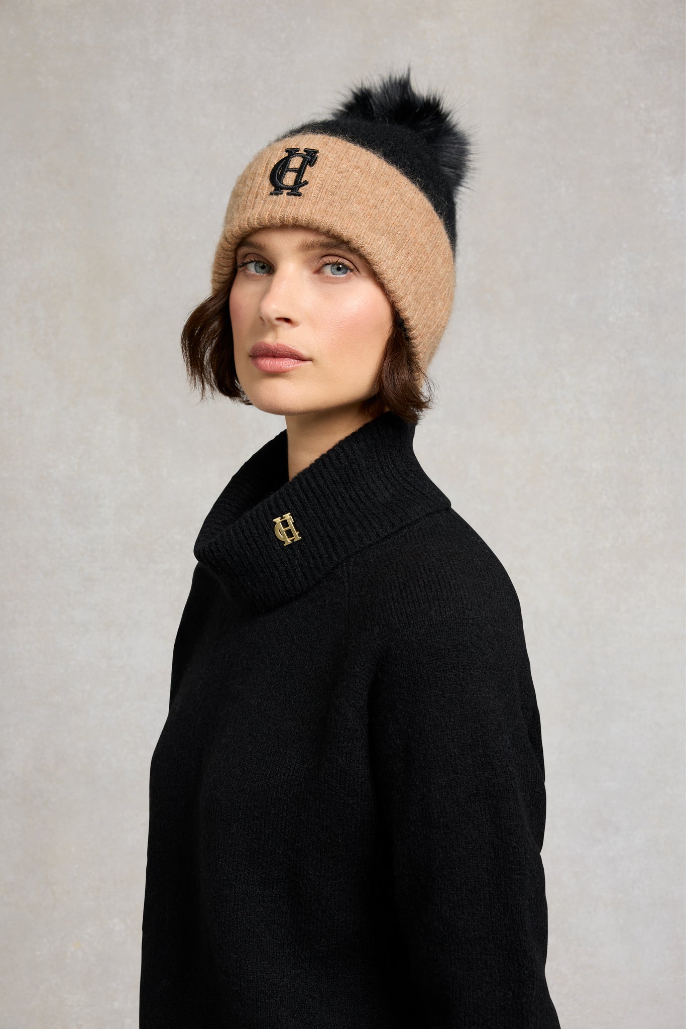 Chelsea Bobble Hat (Black)