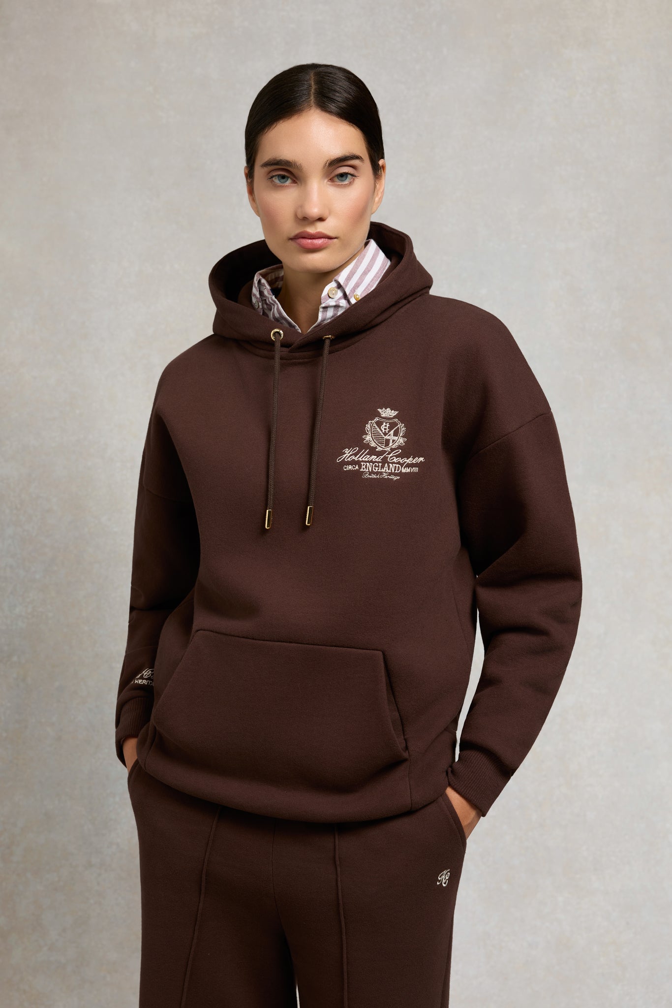 Relaxed Fit Script Hoodie (Walnut)