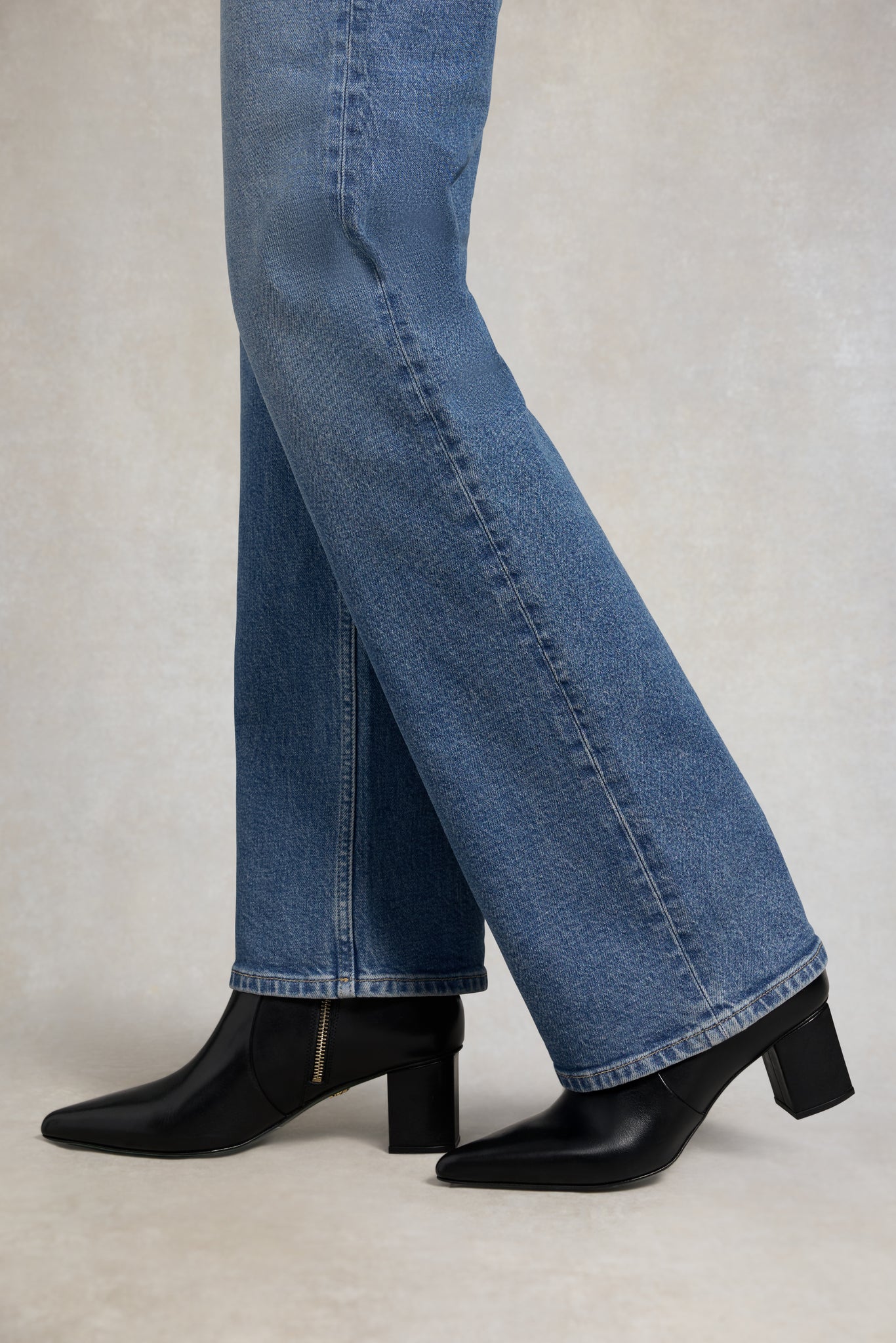 Regency Mid Heel Ankle Boot (Black)