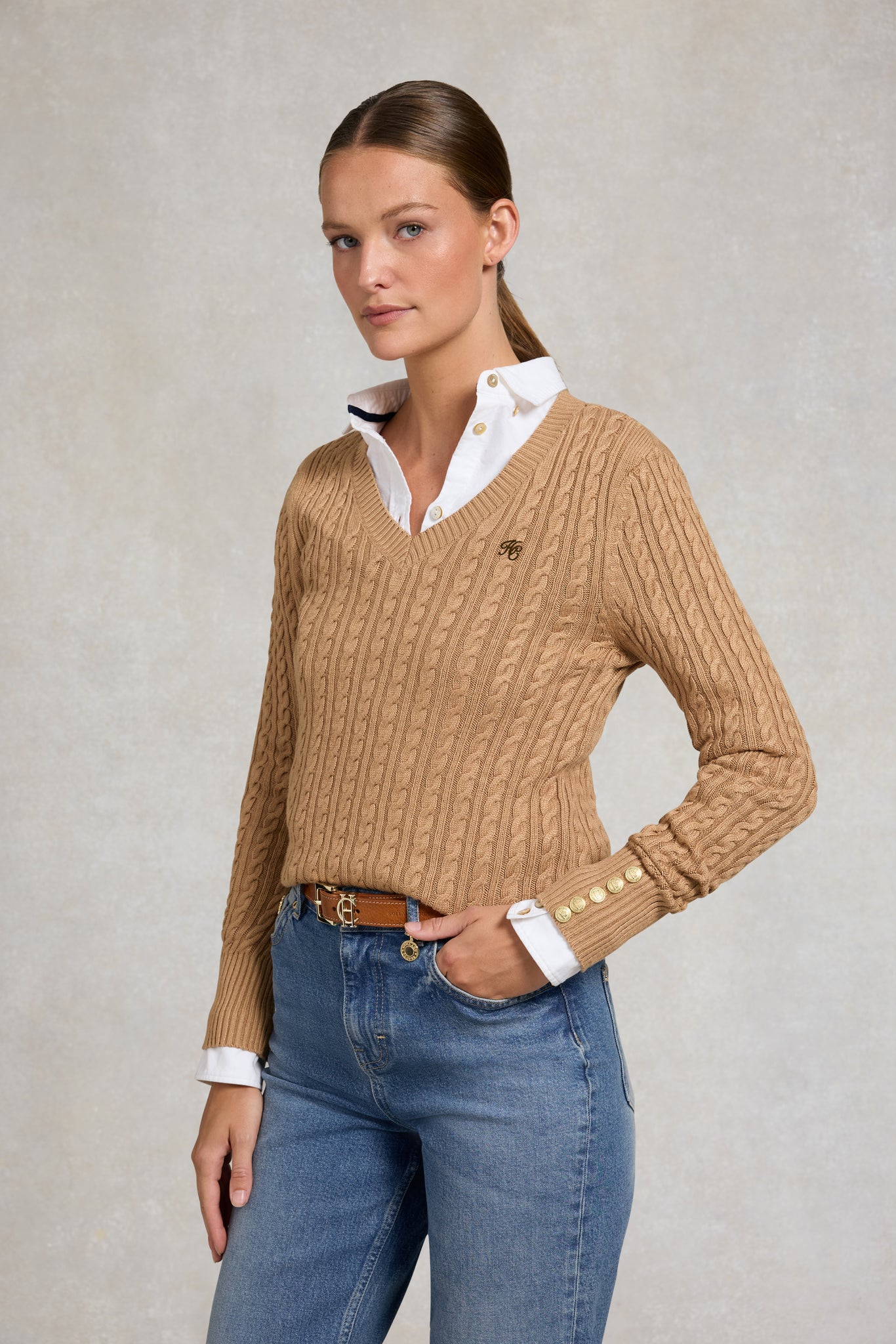Seattle V-Neck Knit (Dark Camel)