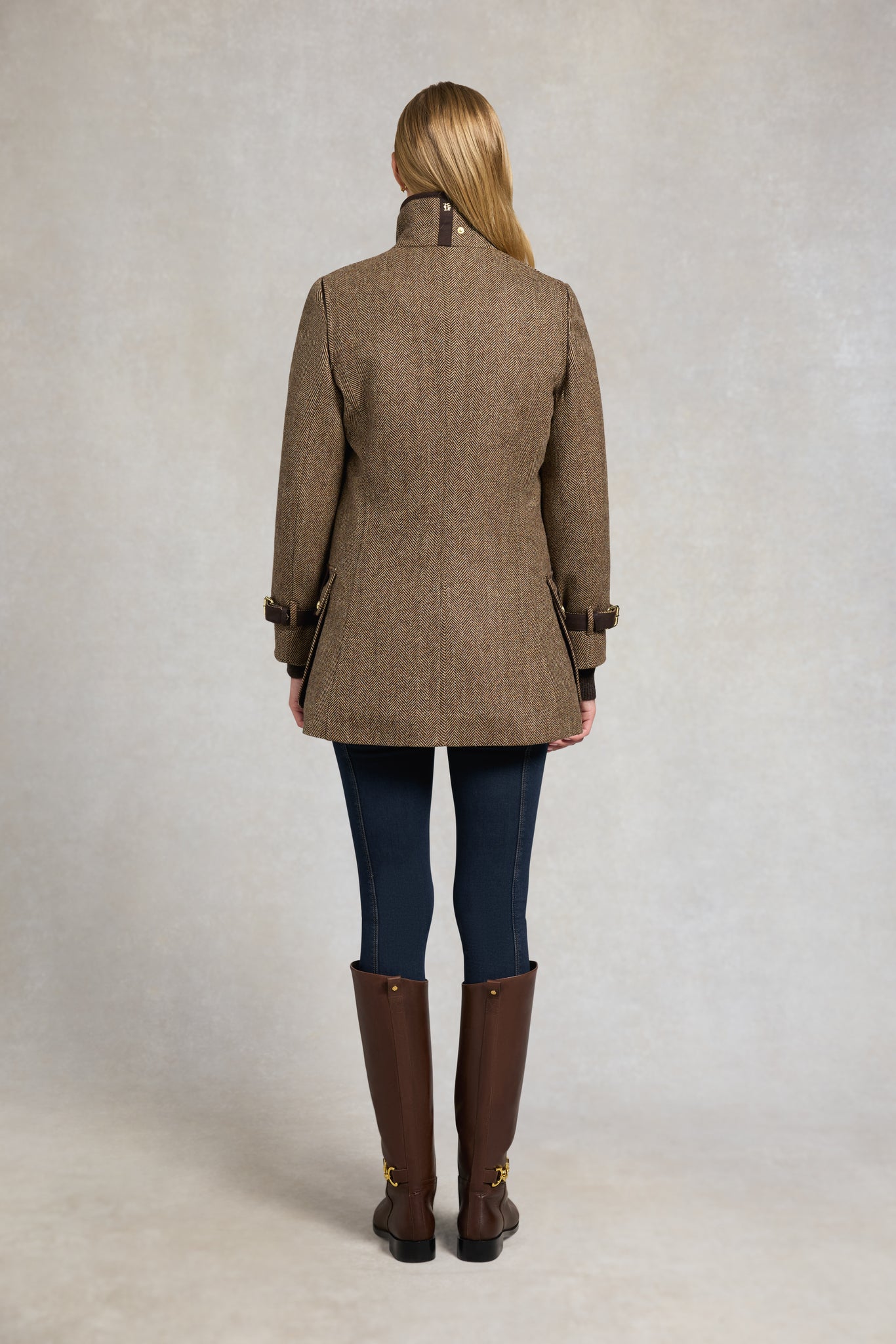Balmoral Field Coat (Large Scale Brown Herringbone)