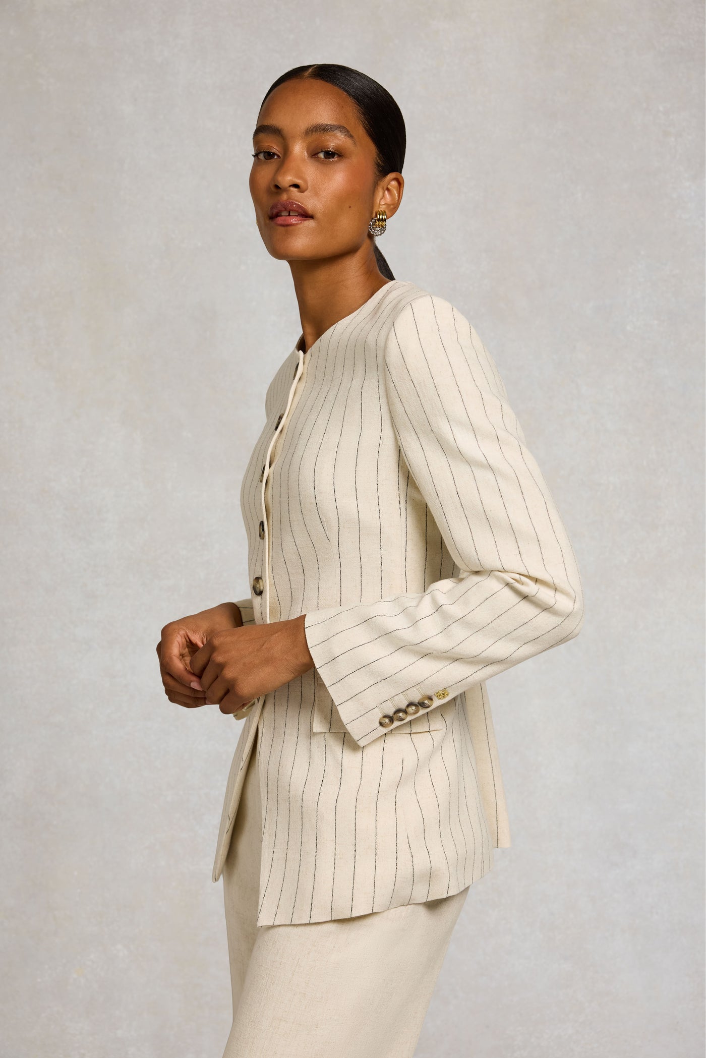 Charlton Blazer (Natural Linen Pinstripe)