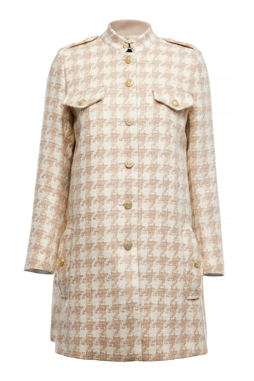 Alex Coll The Camel Houndstooth Look (Alex Coll) – Holland Cooper