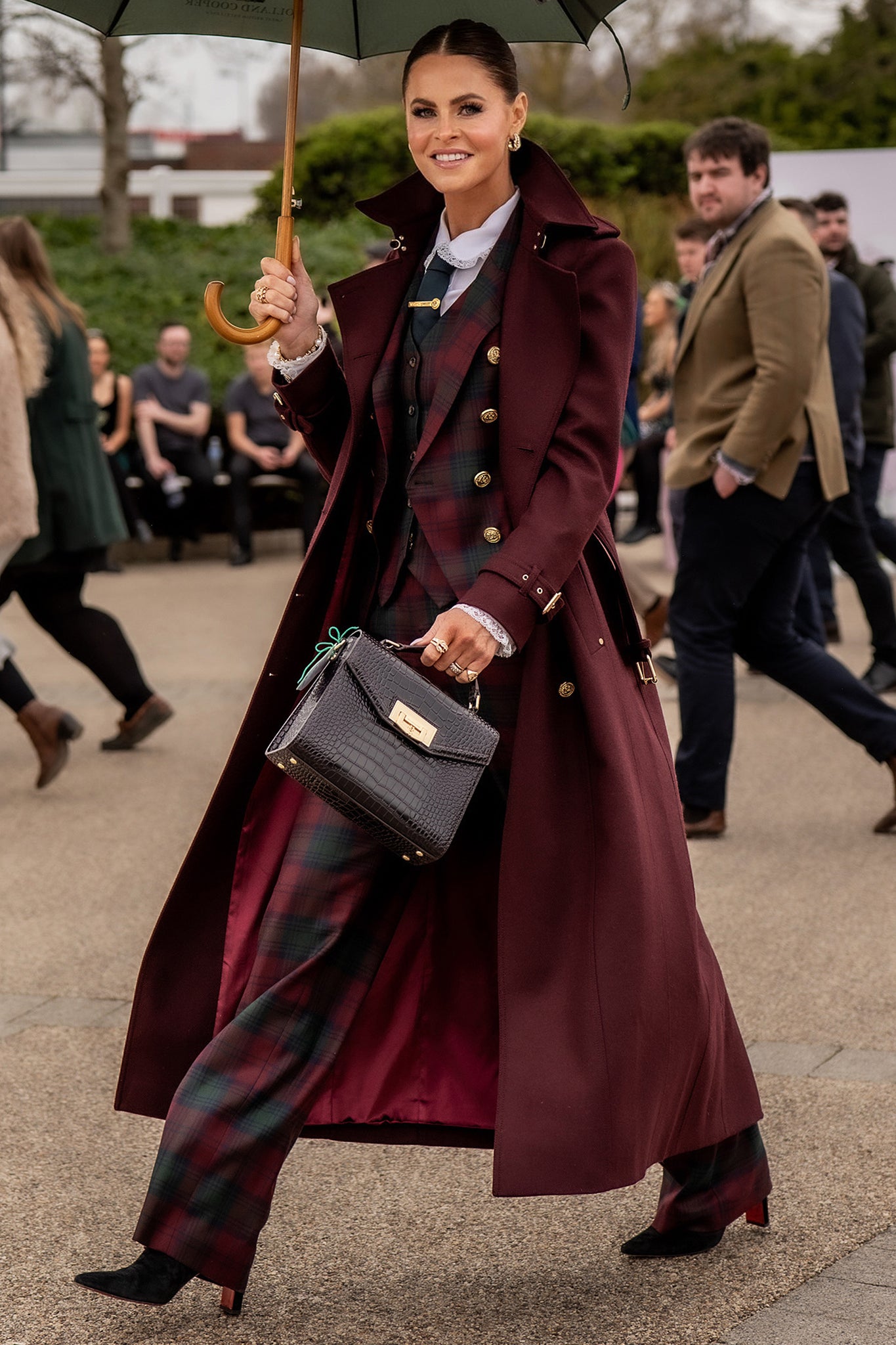 Cheltenham Races Horse Racing Outfits For Ladies Cheltenham Race