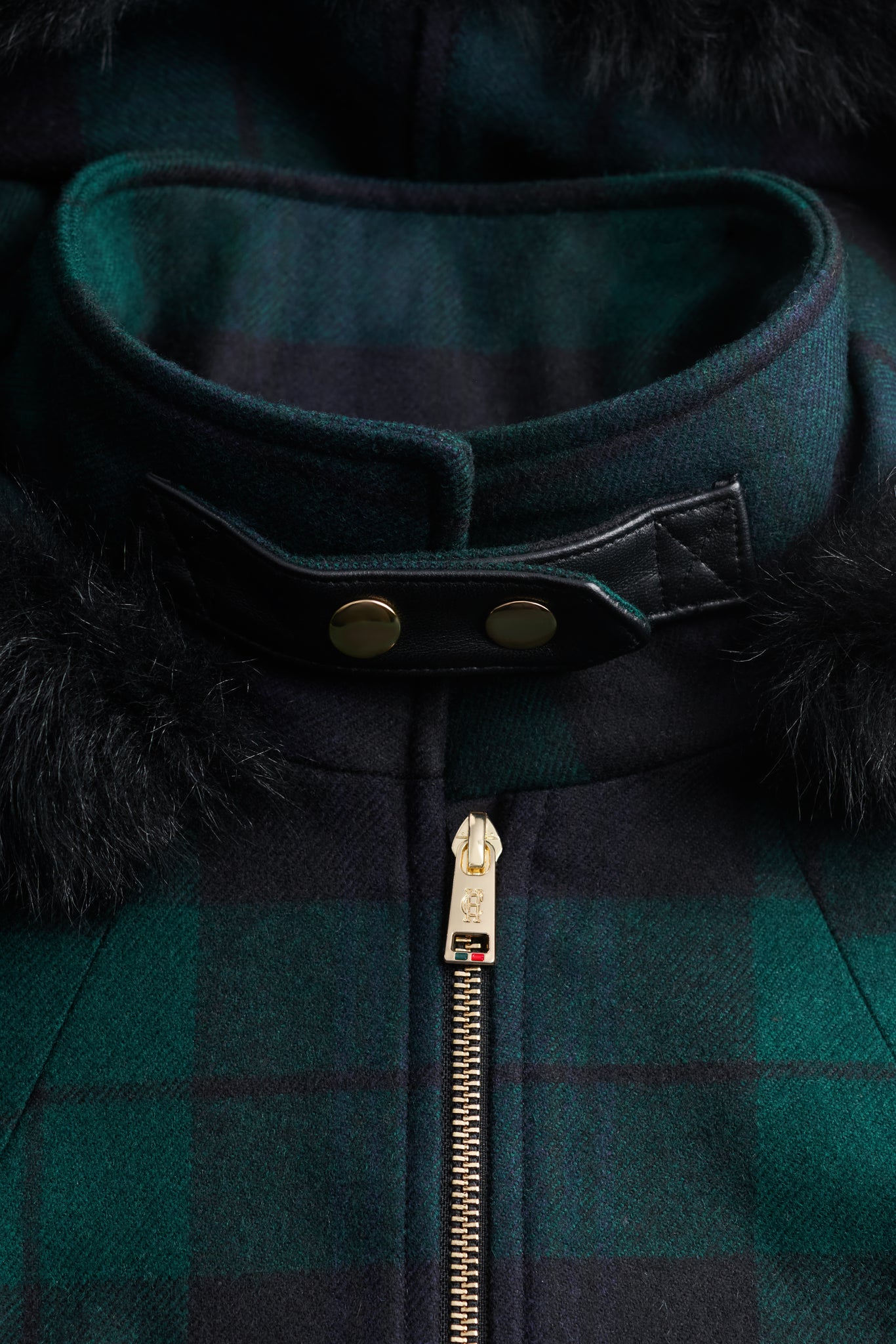 Kensington Gold Label Cape (Blackwatch)