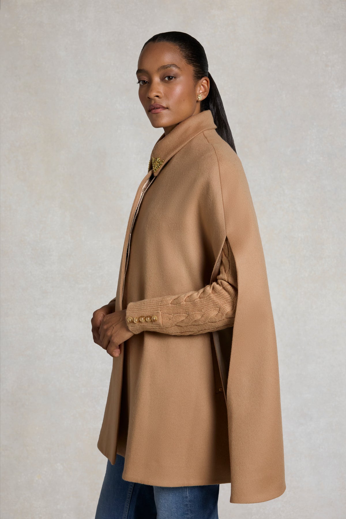 Knightsbridge Cape (Biscotti)