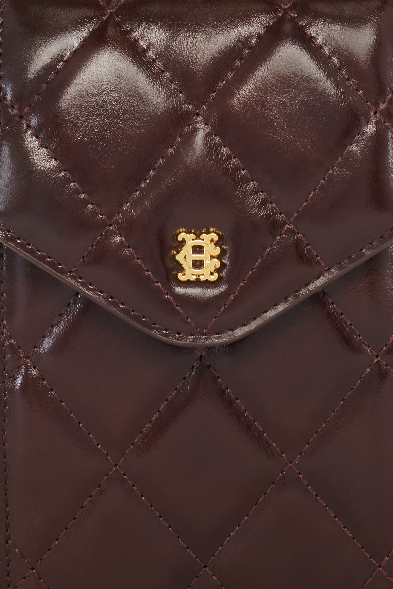 Knightsbridge Quilted Phone Pouch (Chestnut Leather)
