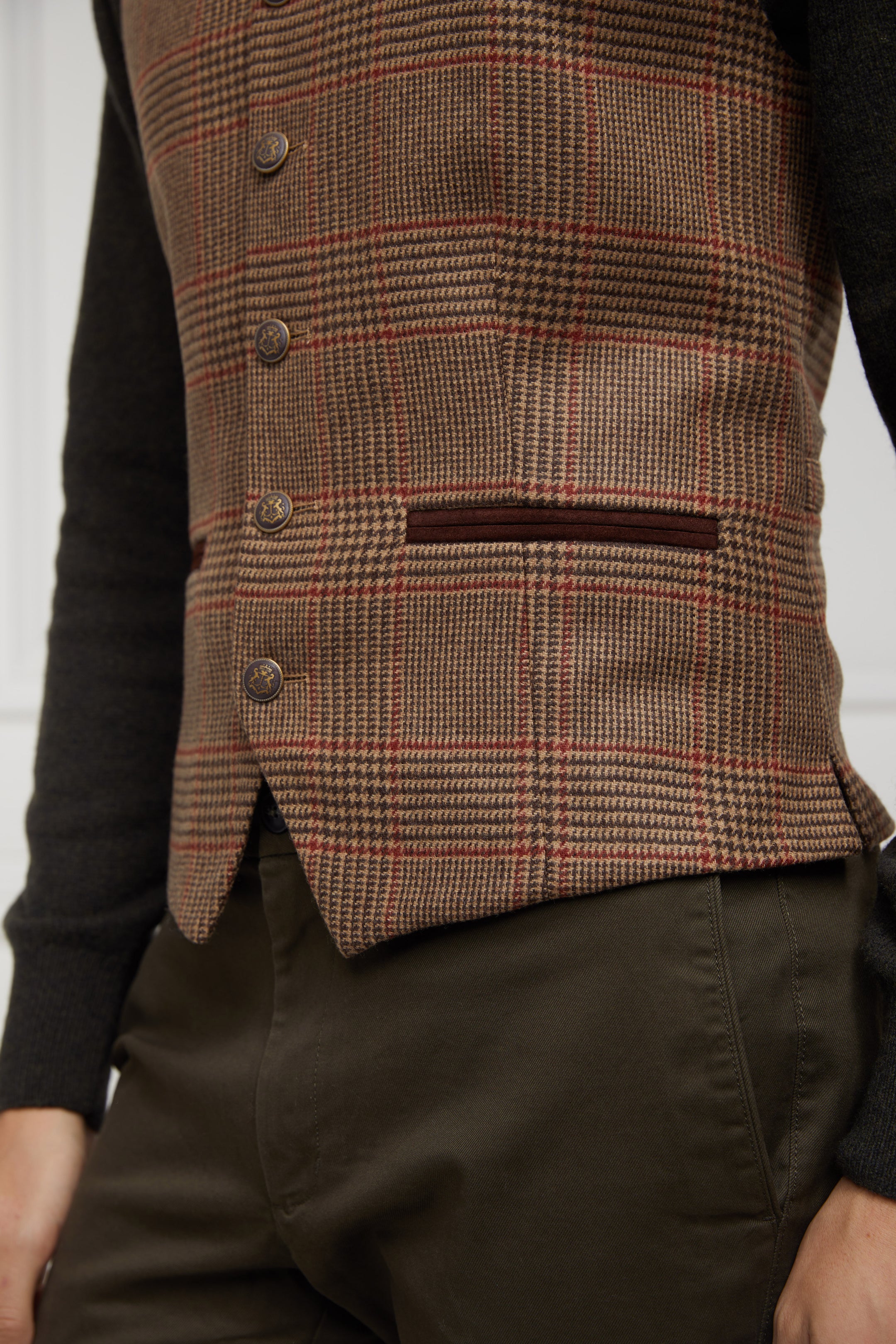 St James Waistcoat (Clarence Check Merlot) – Holland Cooper
