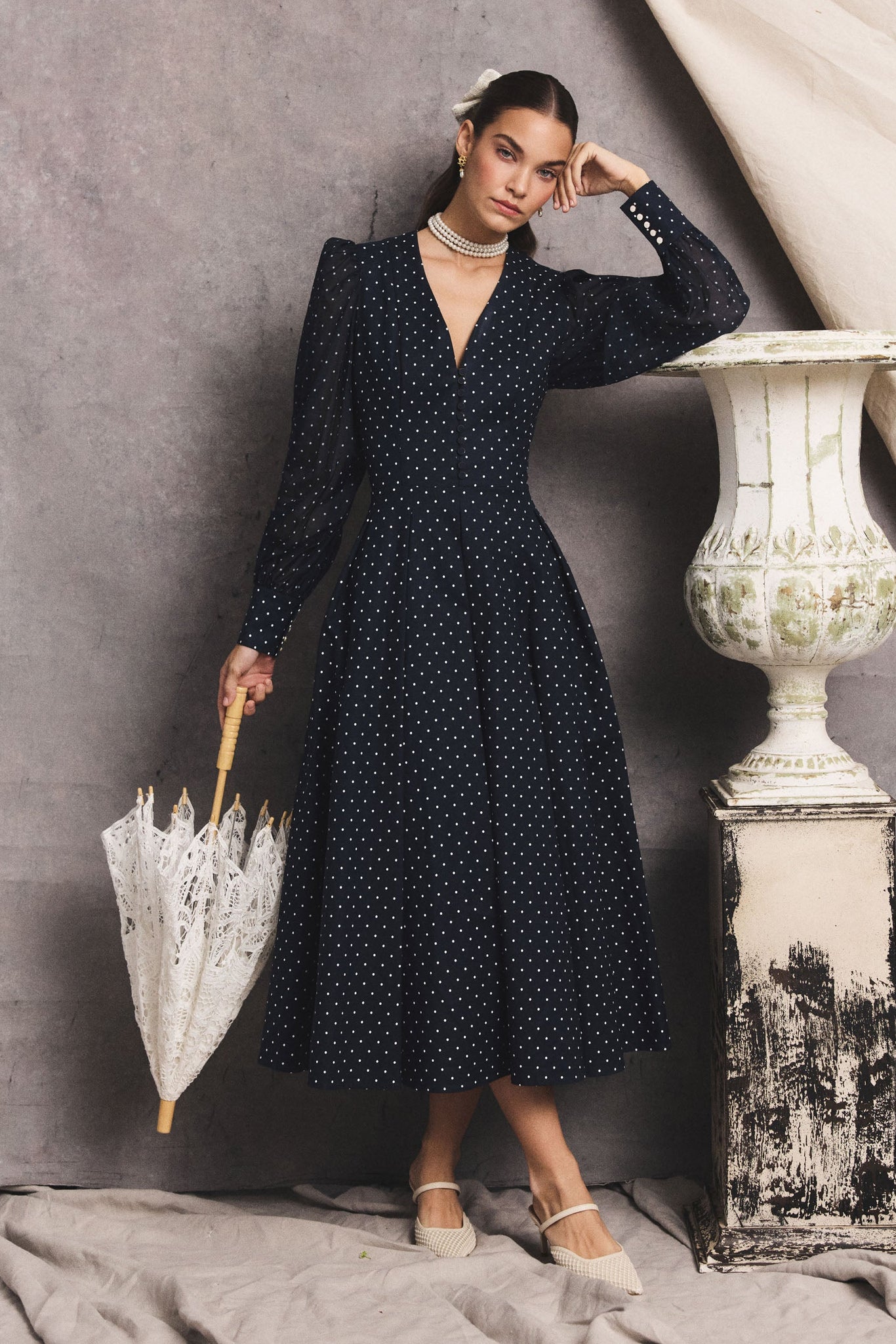 ladies navy polka dot dress Lucie (Deep Dot) Size:29/30 cf-fit-extra-trim 20 Gorgeous Beach Wedding neckline and three