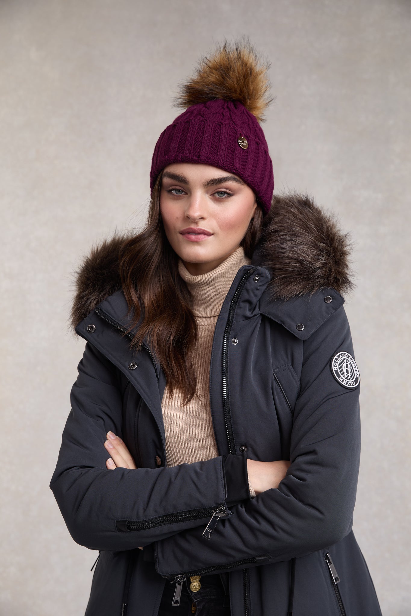 Cable Knit Faux Fur Bobble Hat (Burgundy)