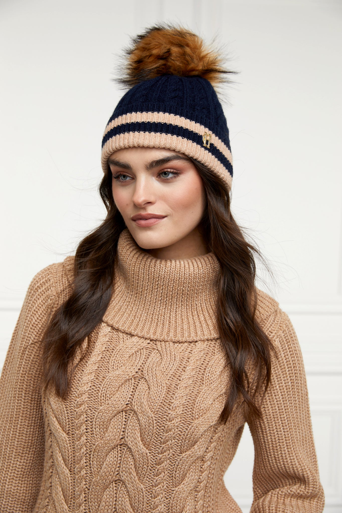Zoe Bobble Hat (Ink Navy Stripe) – Holland Cooper ®
