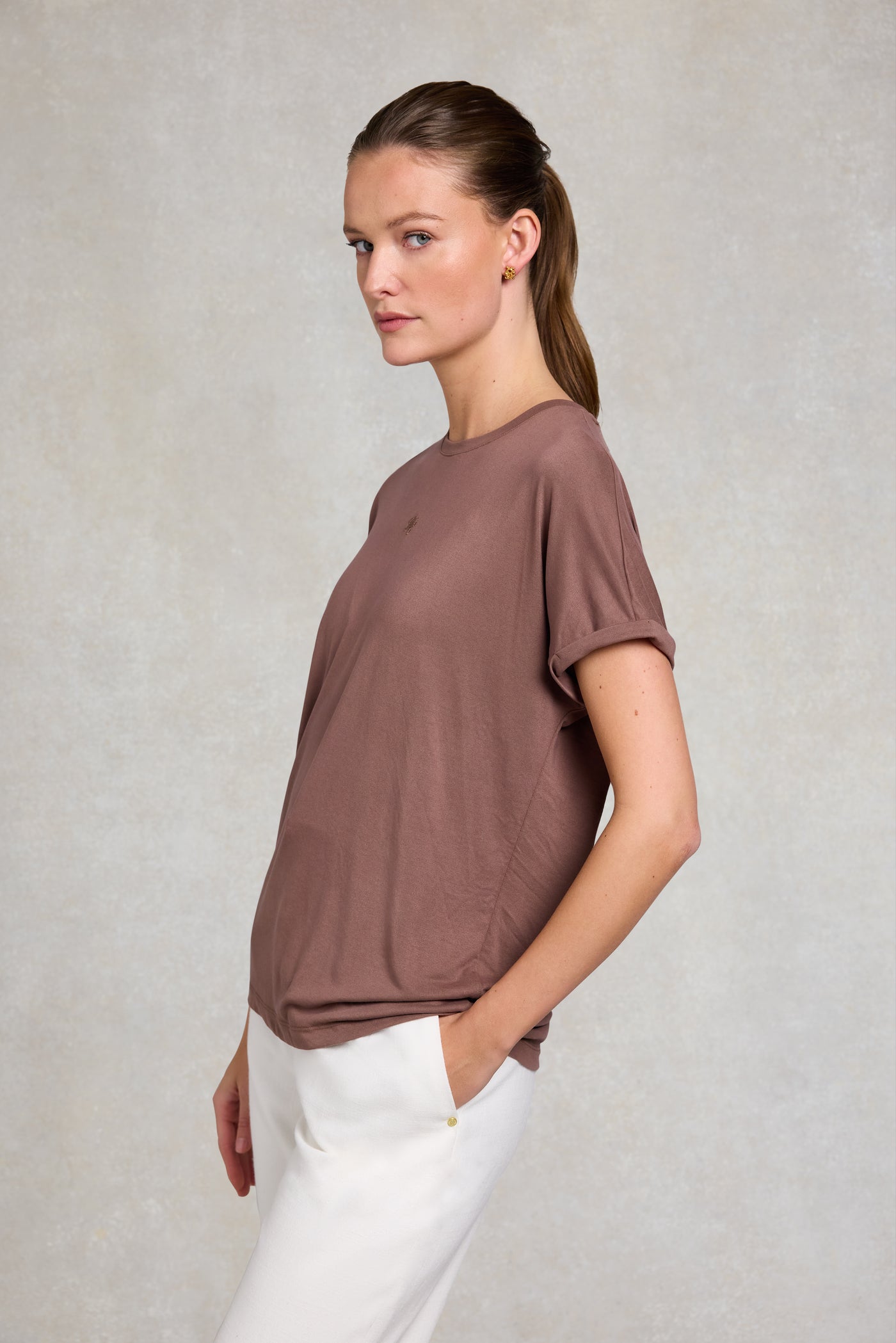 Madison Tee (Mocha)