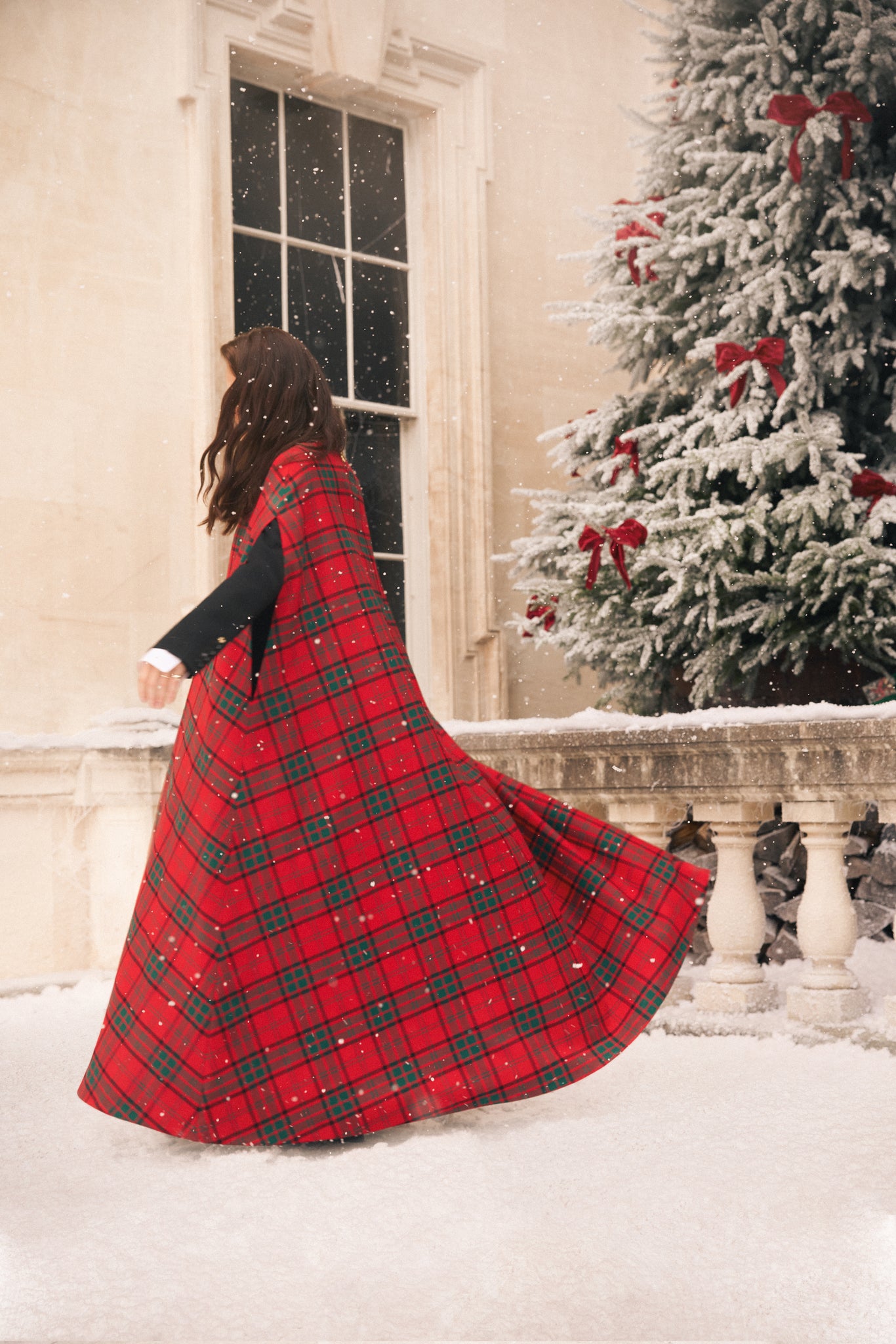 Full Length Knightsbridge Cape (Red Tartan)
