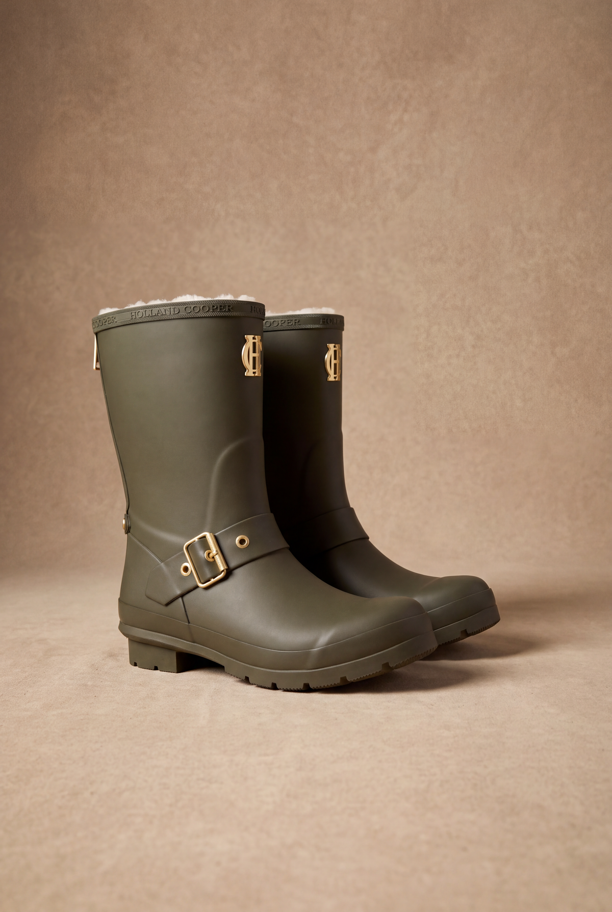 Sherpa Lined Chelsea Wellington (Khaki)