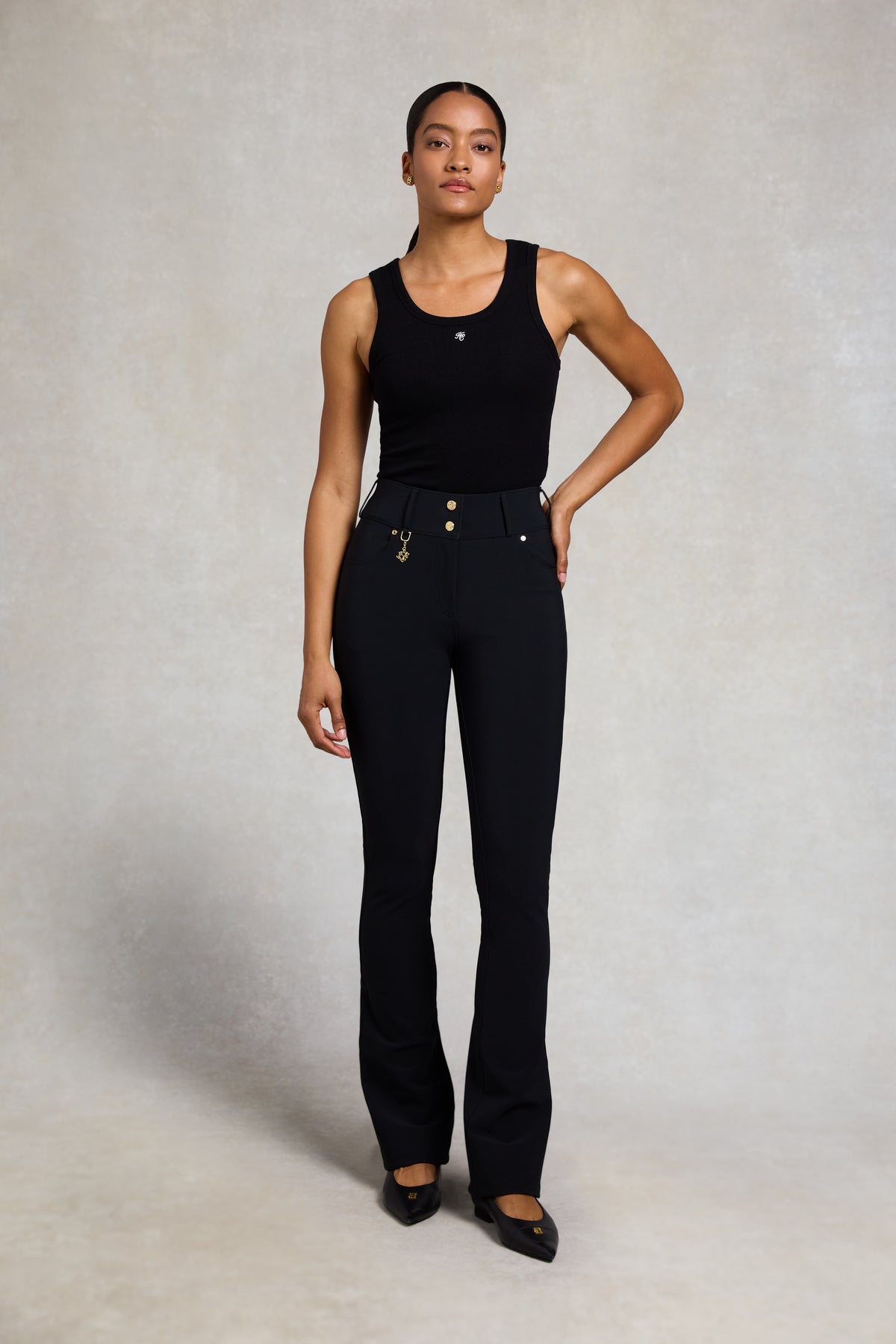 Windsor Contour Flare (Black)