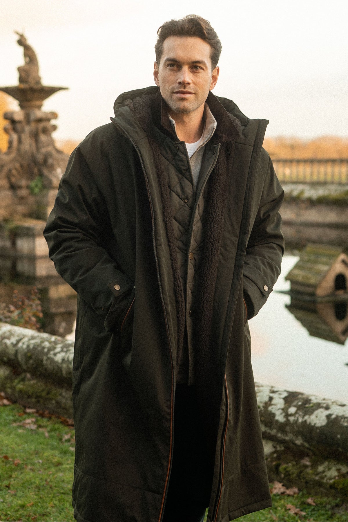 Men's One-Size Waterproof Coat (Khaki)