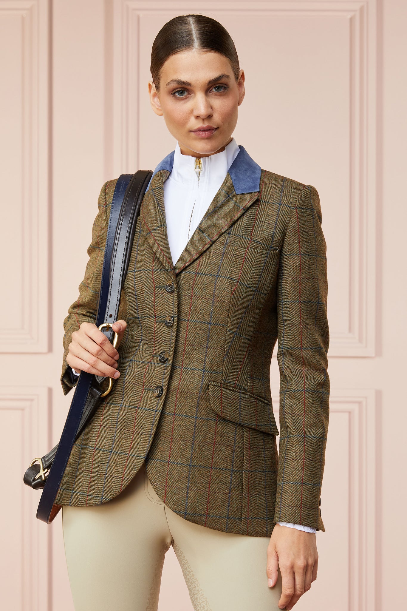 womens green tweed riding jacket with velvet collar