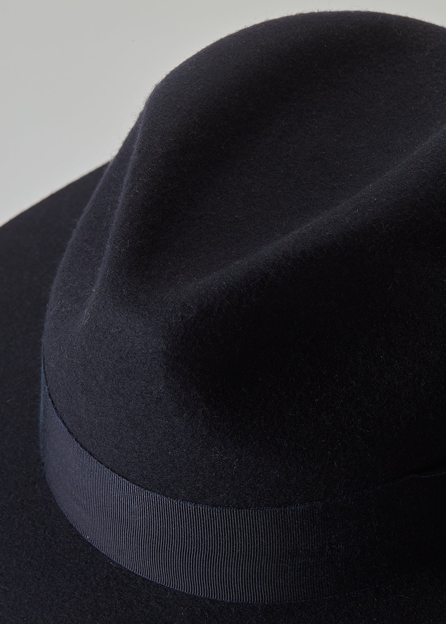 Trilby Hat Spot Feather (Ink Navy)