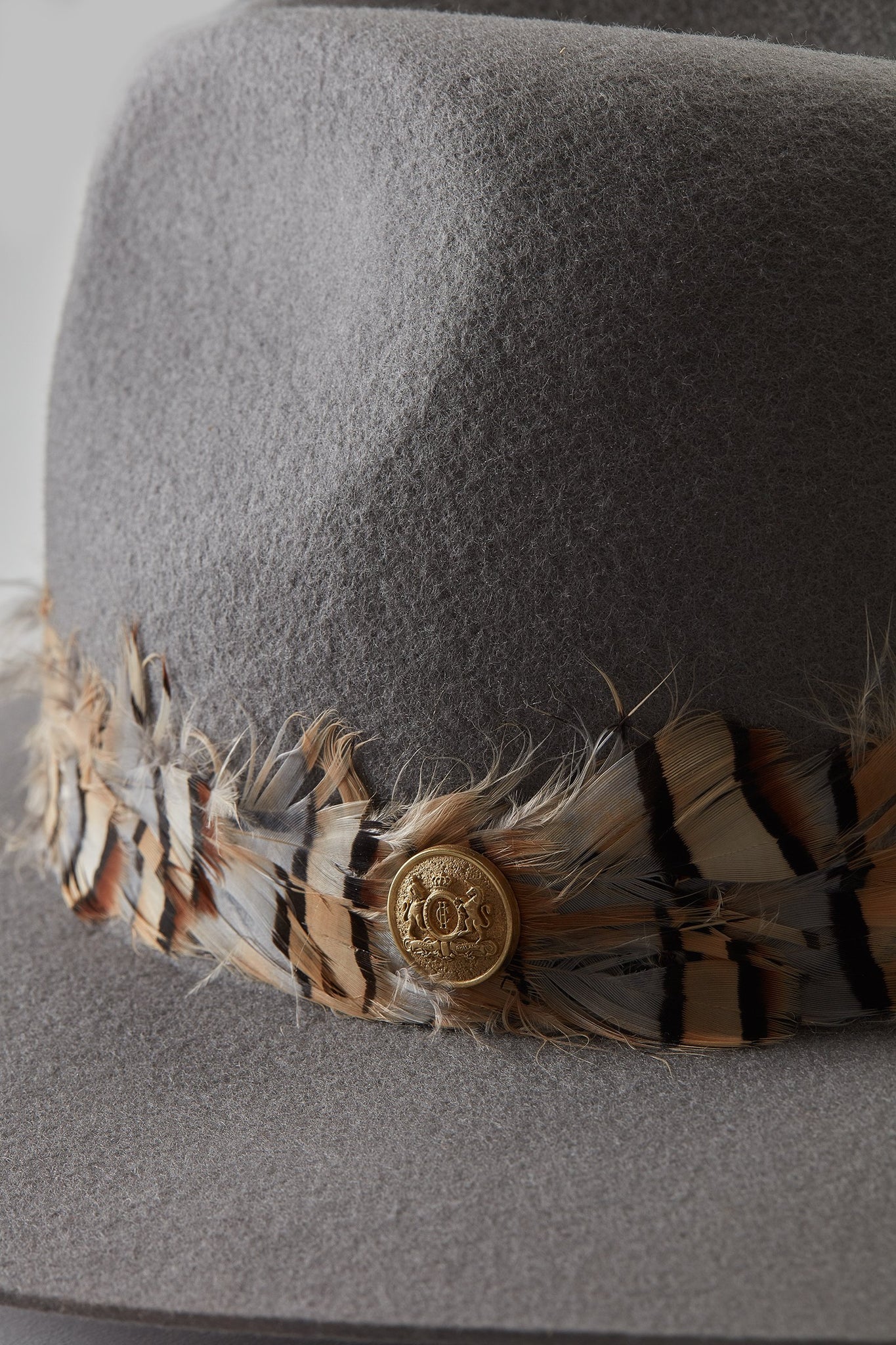 Trilby Hat Double Feather Band (Light Grey)